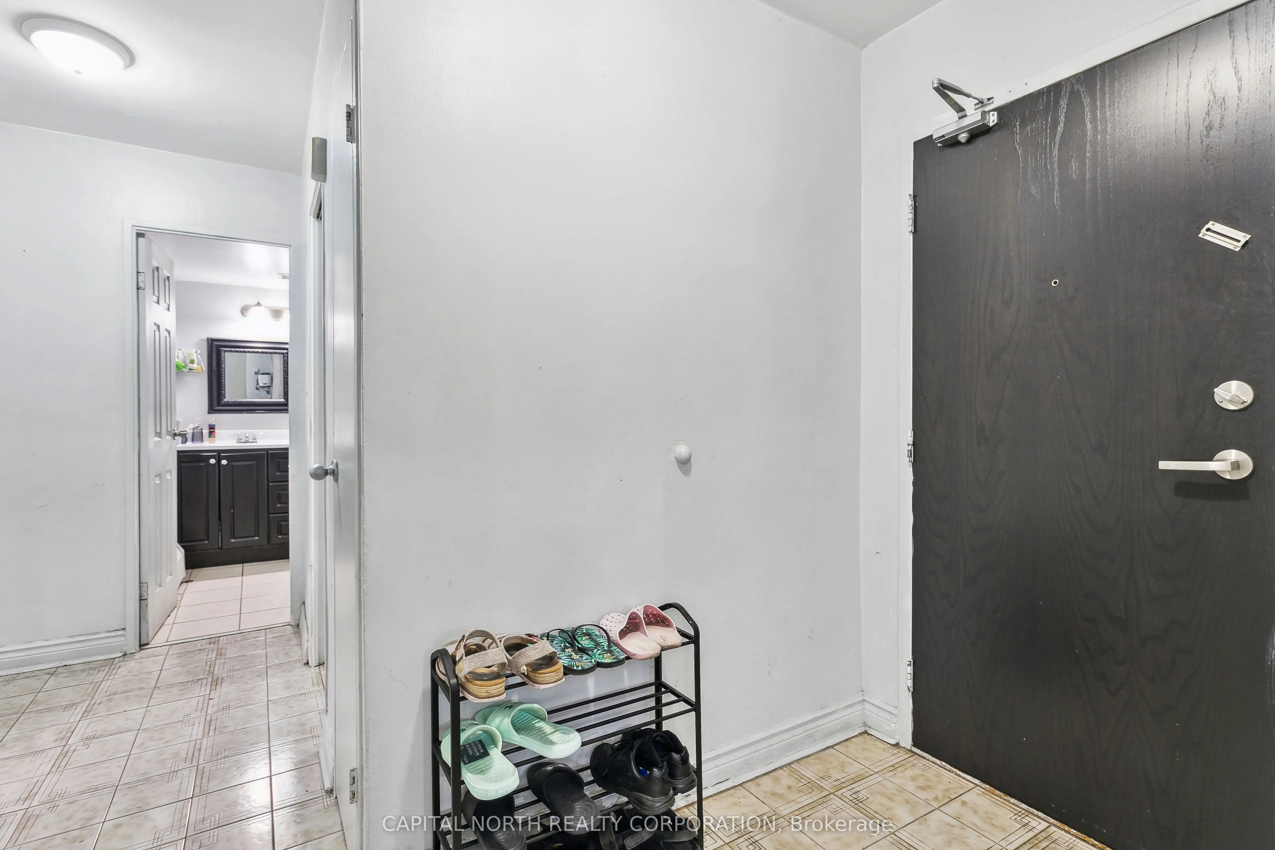 25 Four Winds Drive, #108