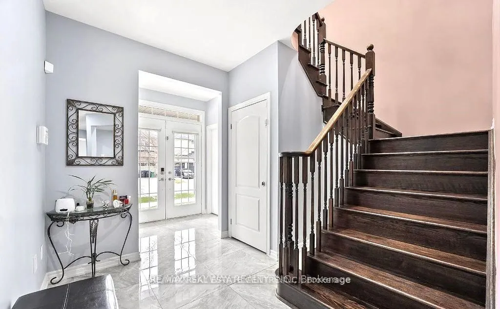 25 Hammerhead Road