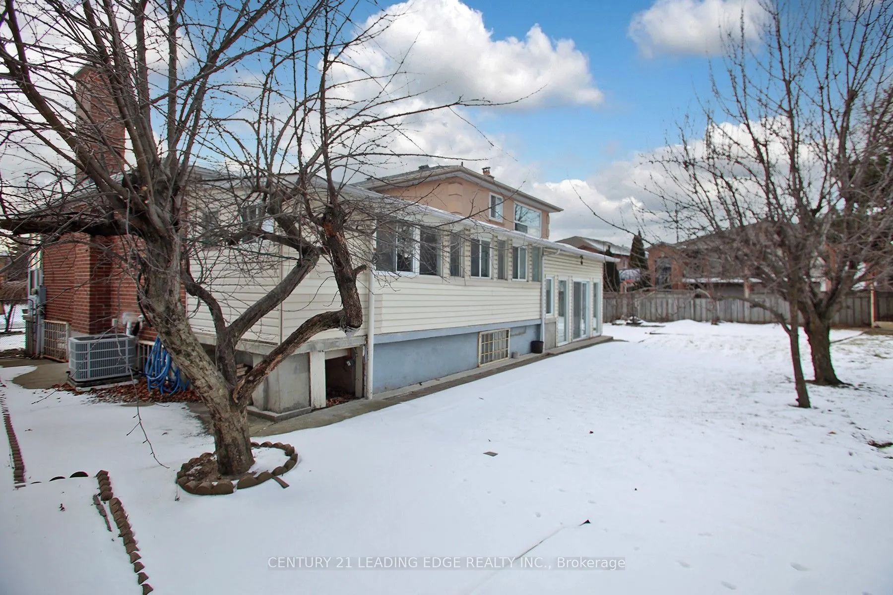 3651 Broomhill Crescent