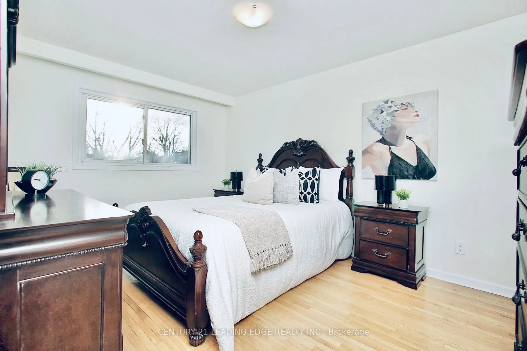 3651 Broomhill Crescent