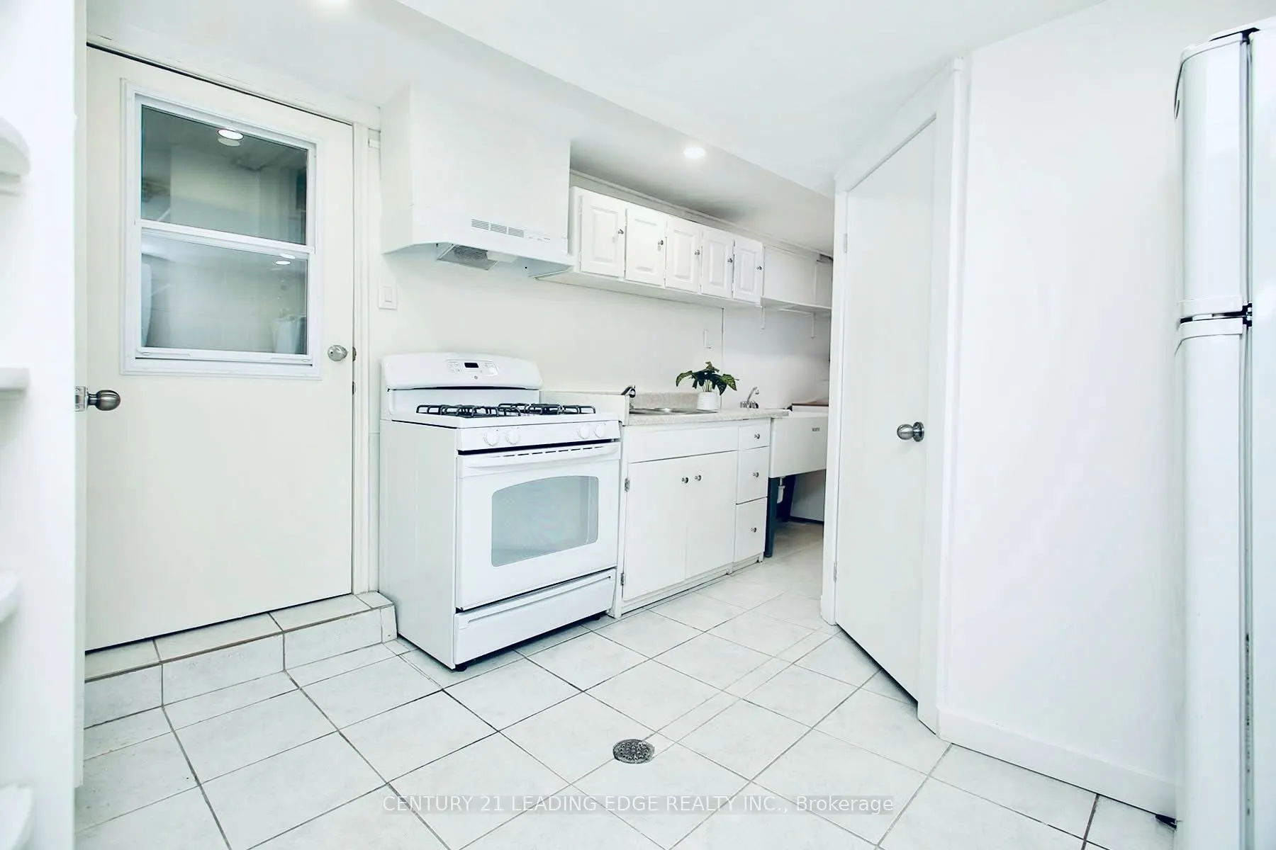 3651 Broomhill Crescent