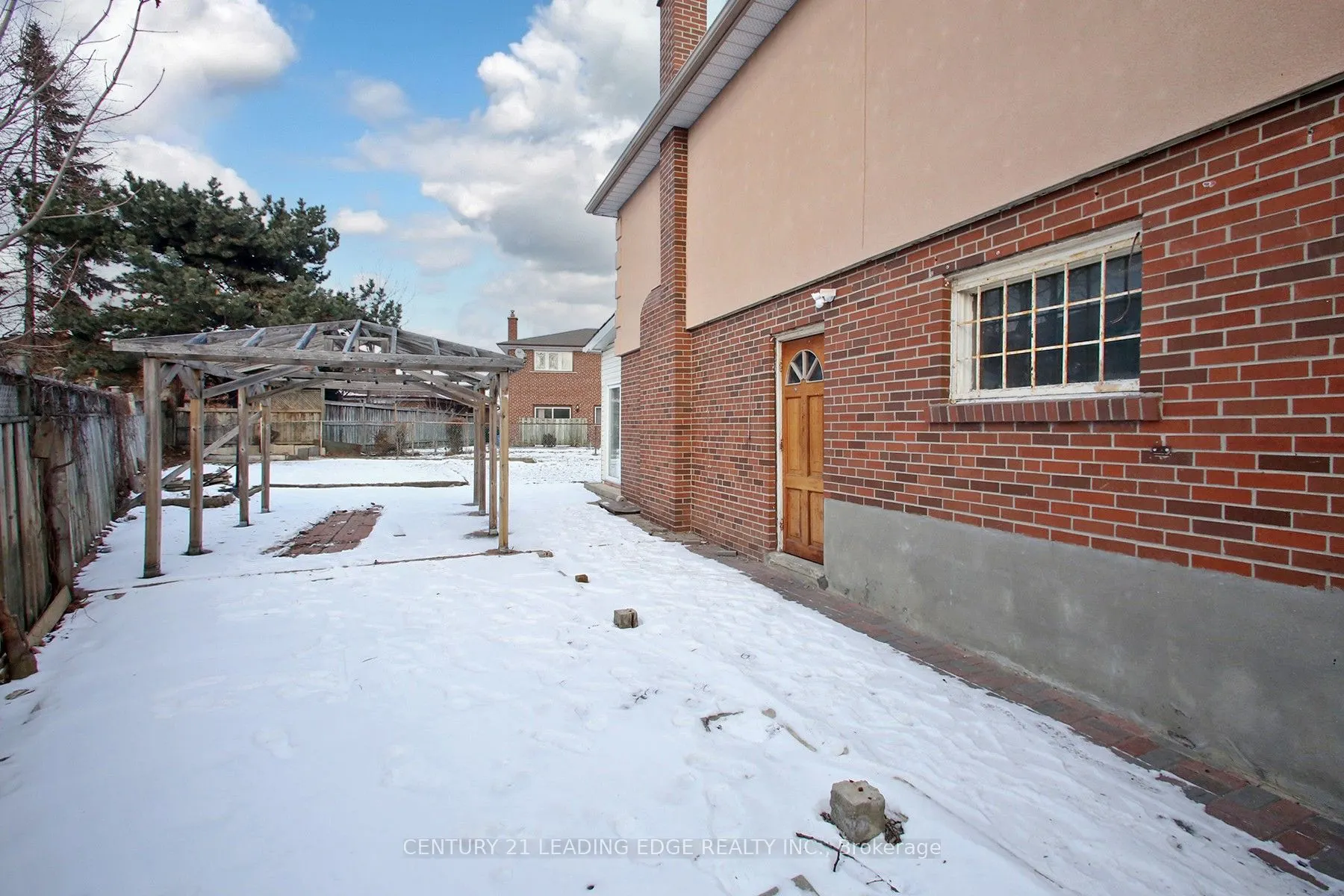 3651 Broomhill Crescent