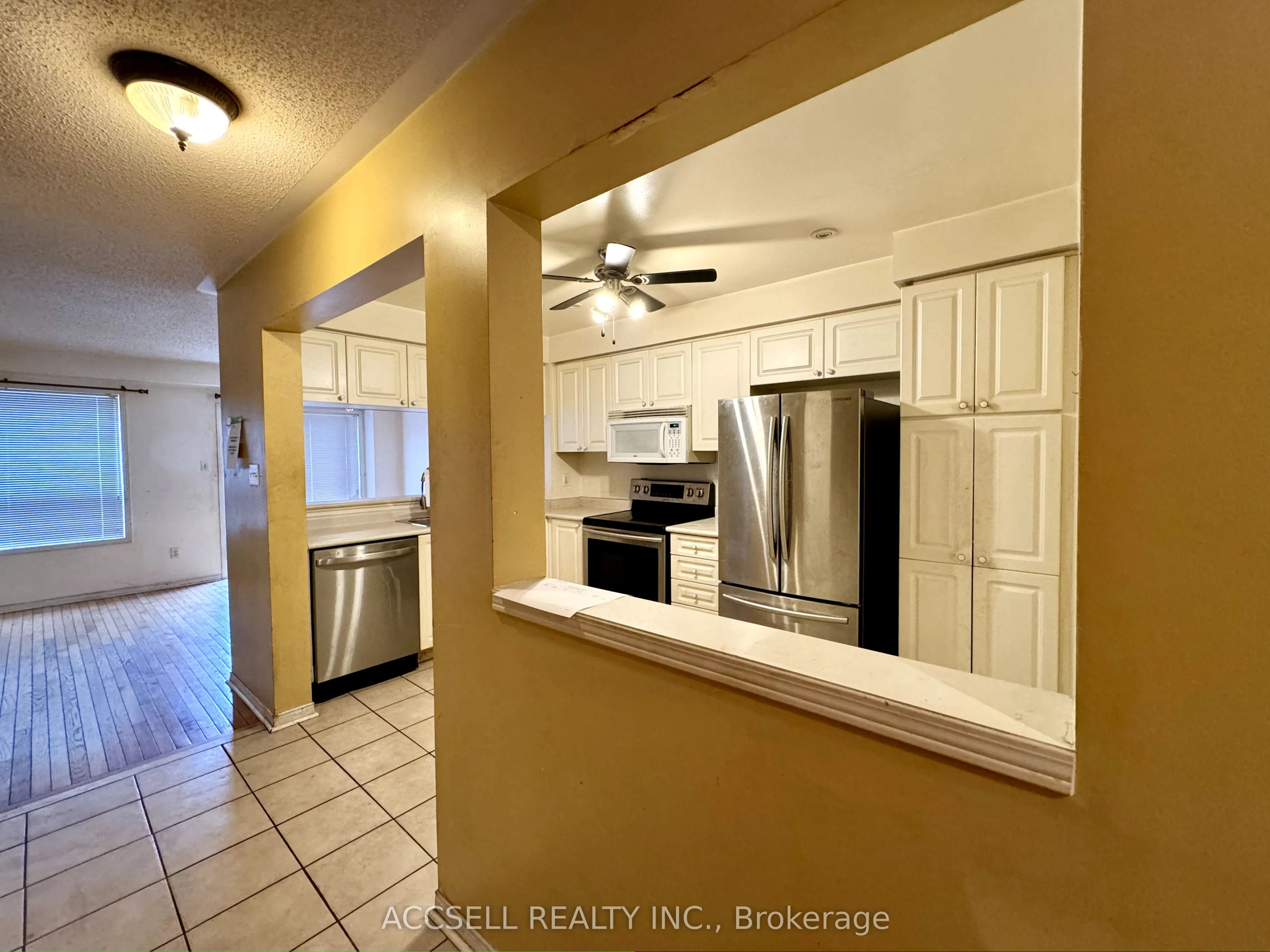 4600 Kimbermount Avenue, #11