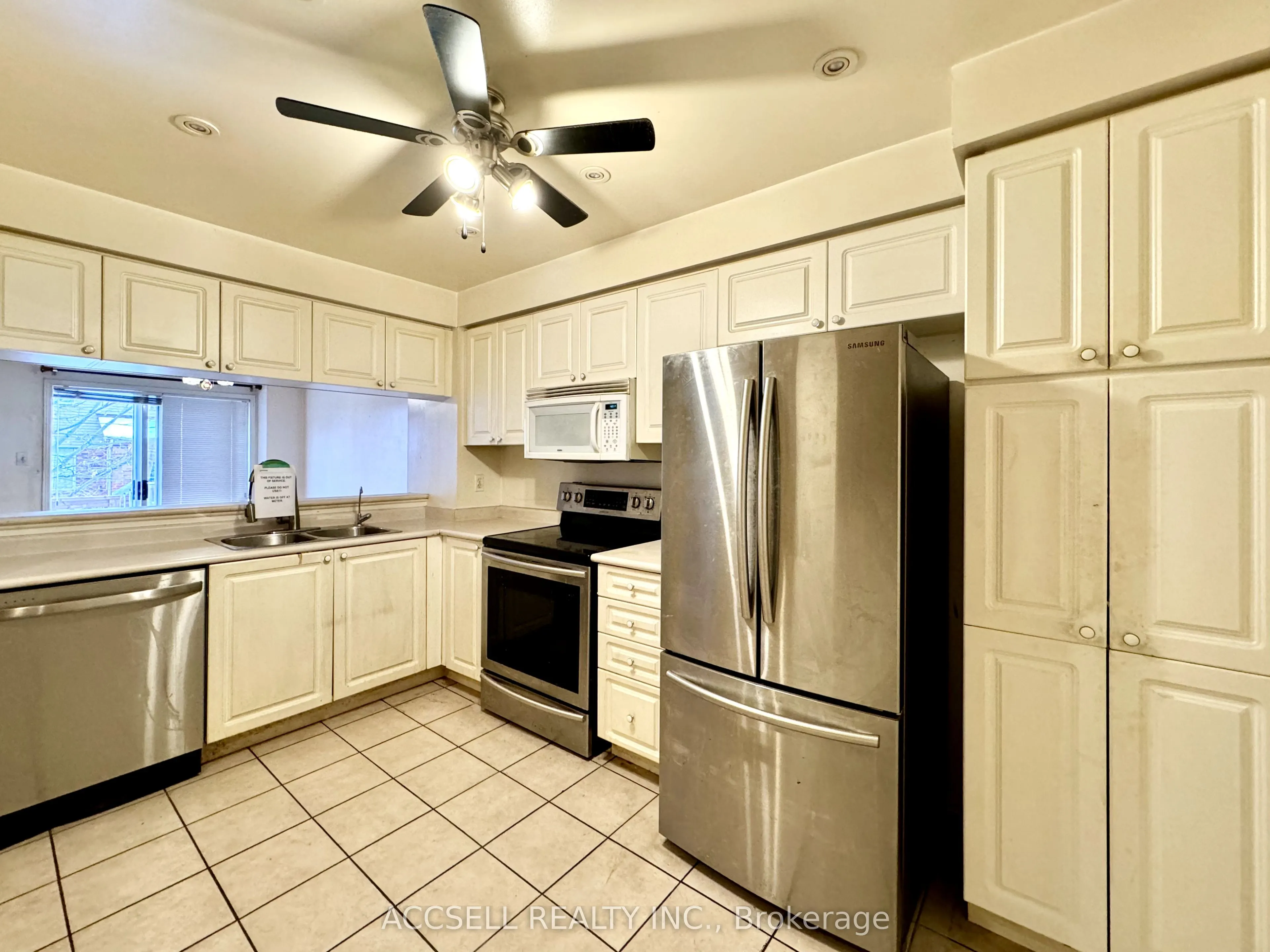4600 Kimbermount Avenue, #11