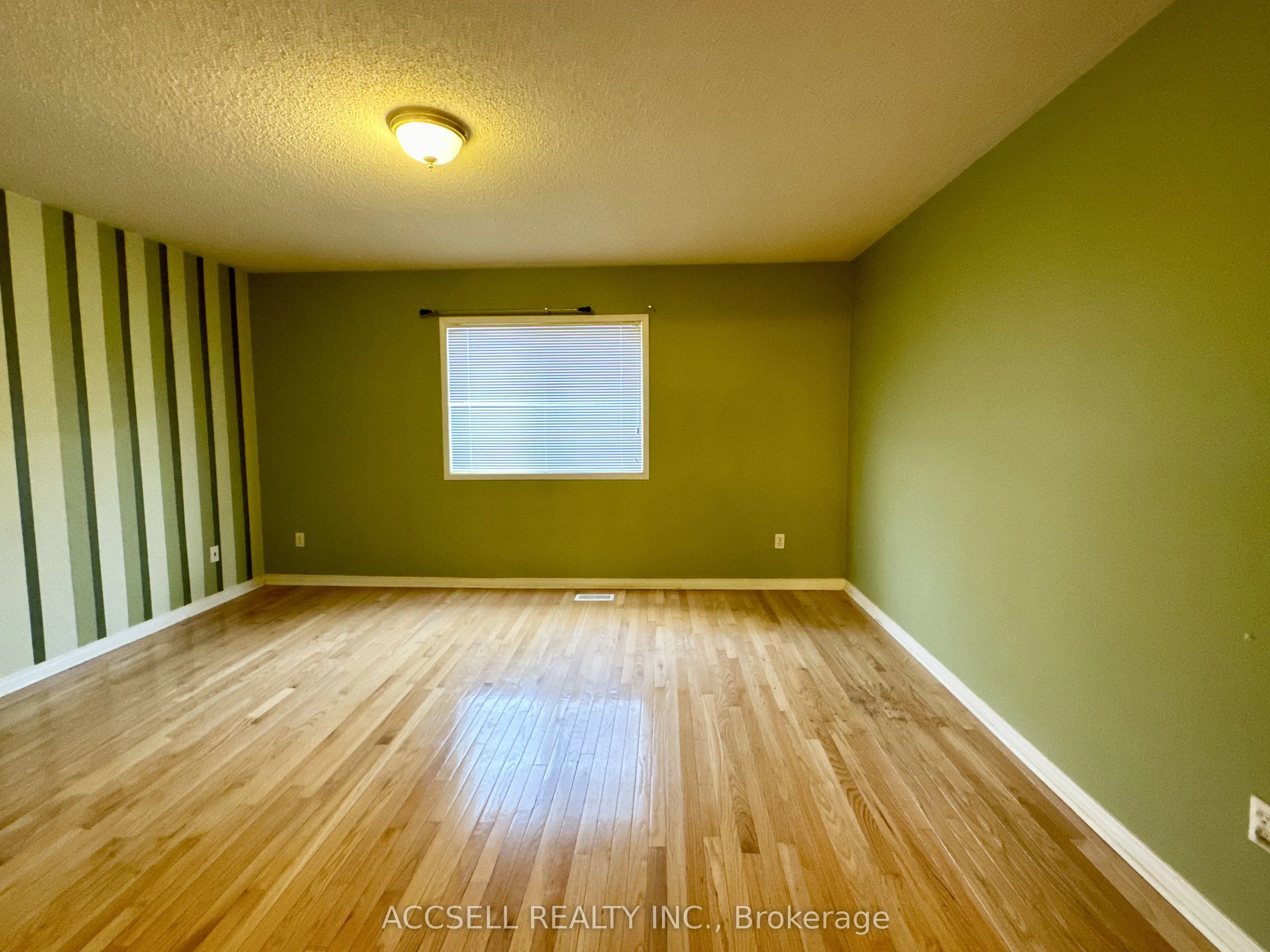 4600 Kimbermount Avenue, #11