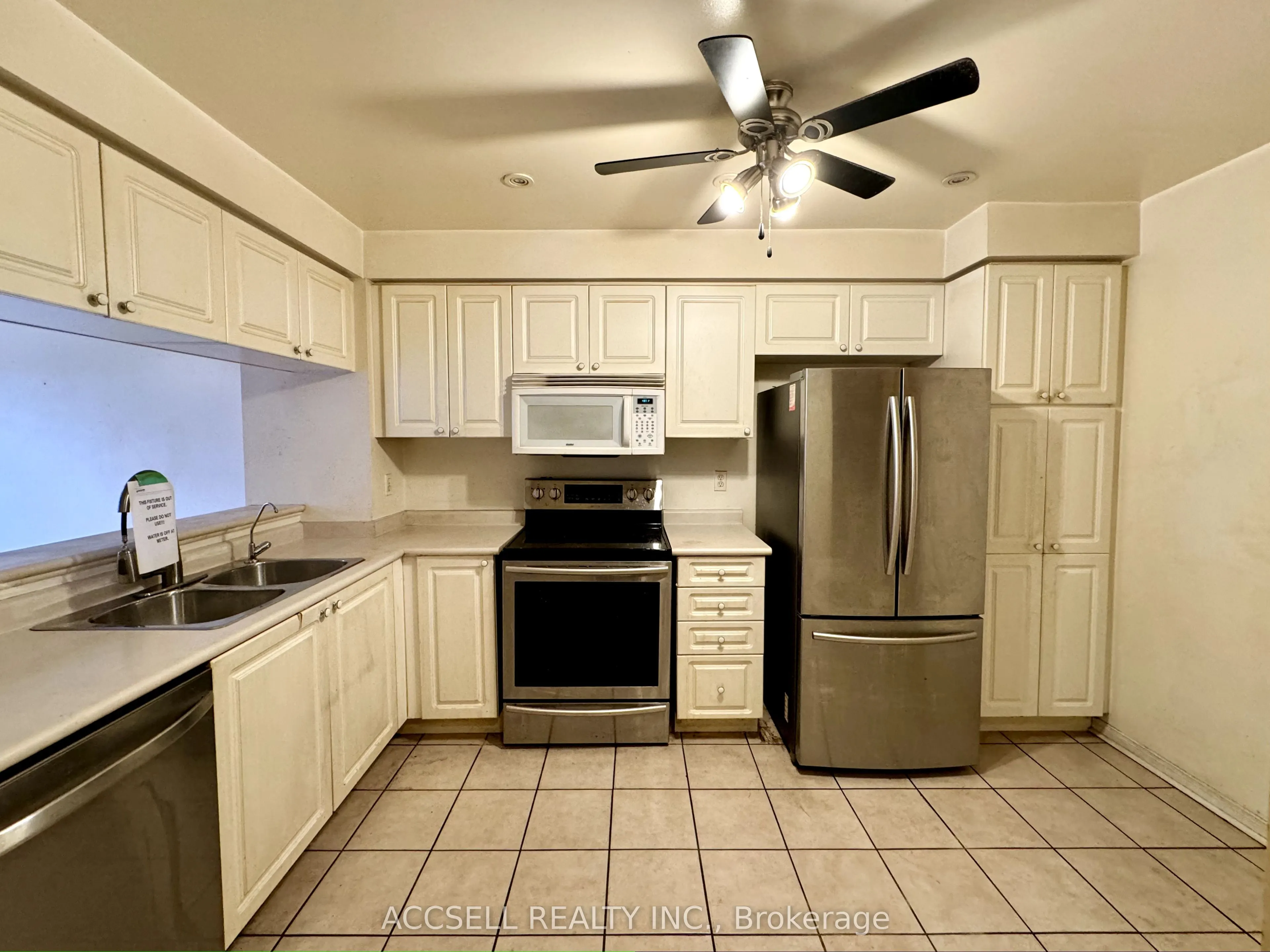 4600 Kimbermount Avenue, #11