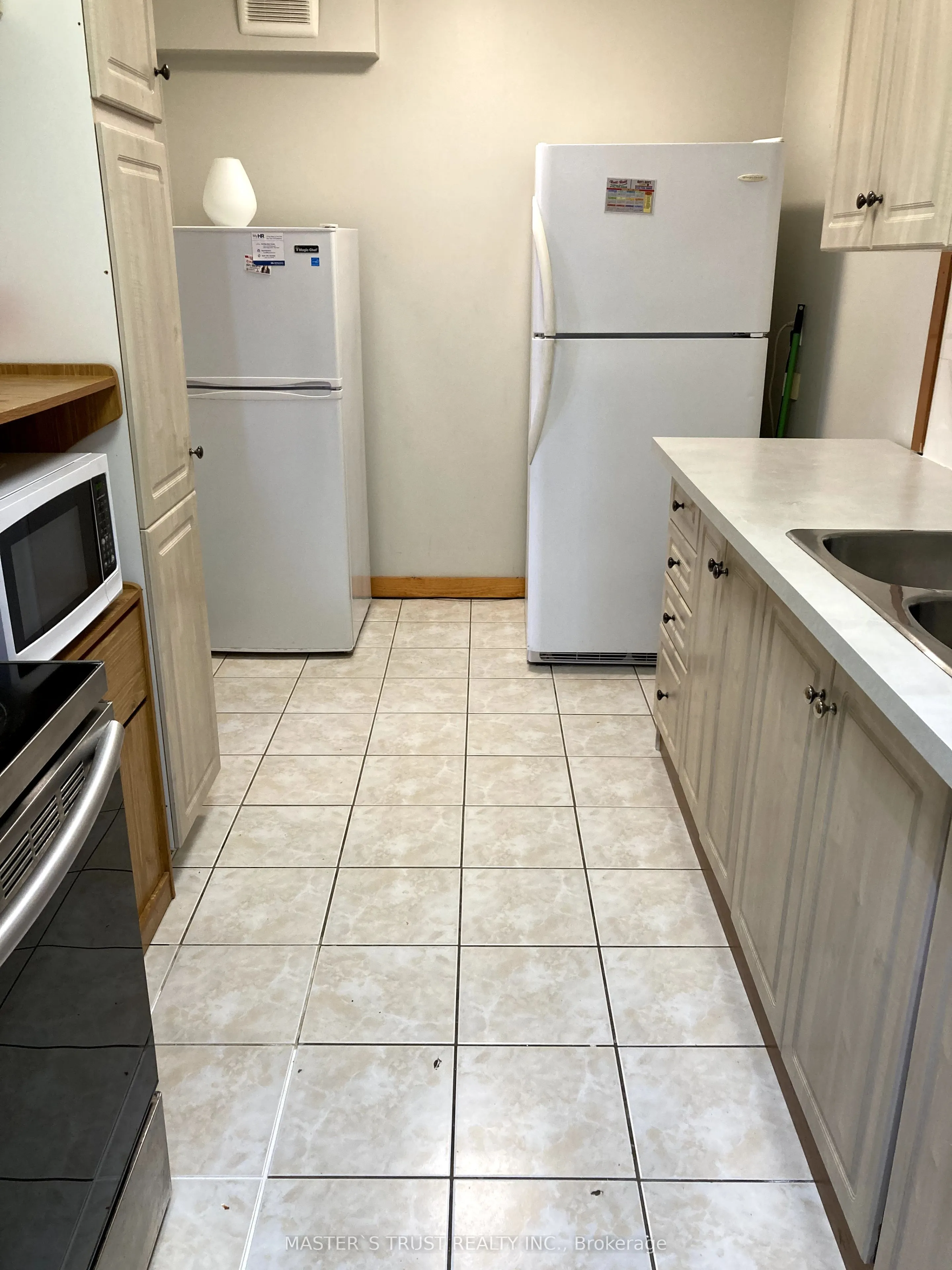 335 Driftwood Avenue, #707