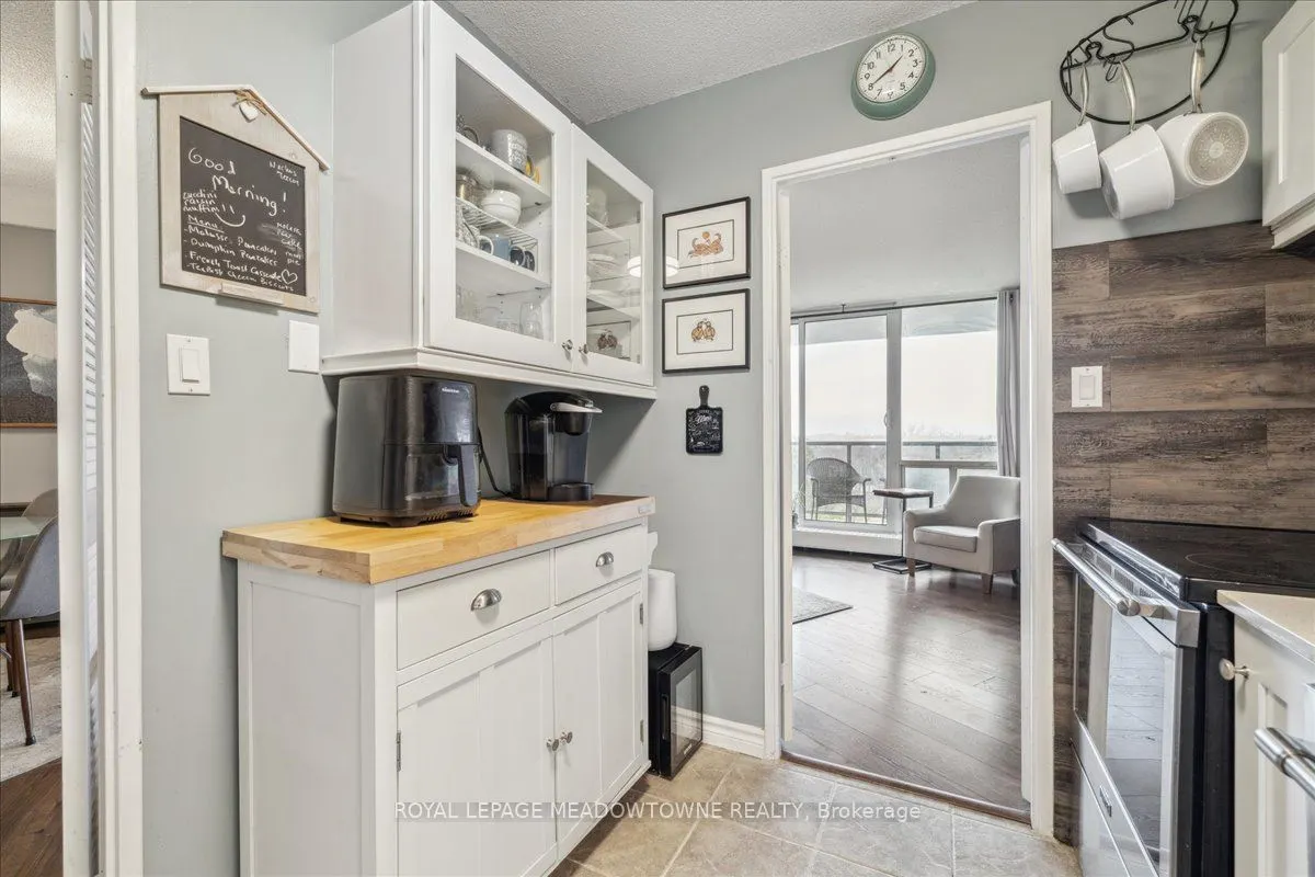 2665 Windwood Drive, #604