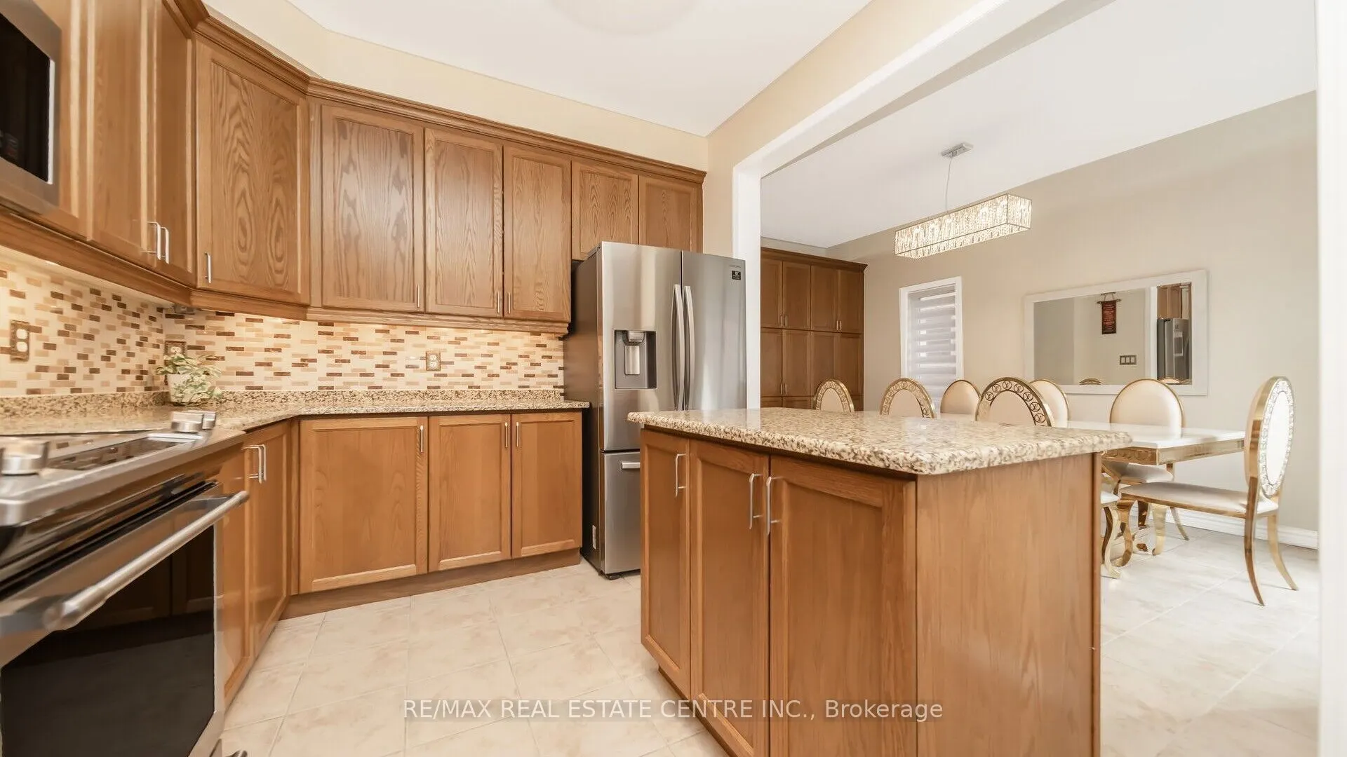 4 Chetholme Place