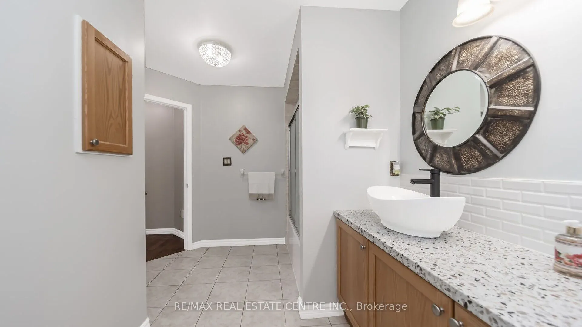 4 Chetholme Place