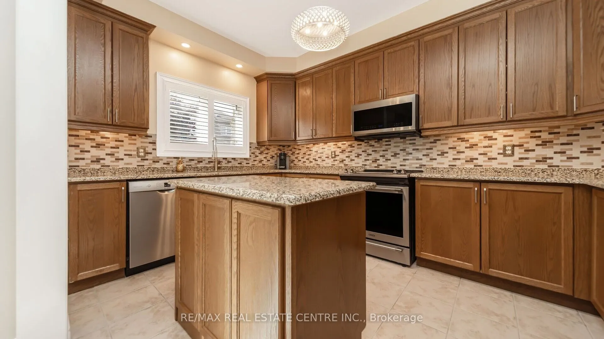 4 Chetholme Place