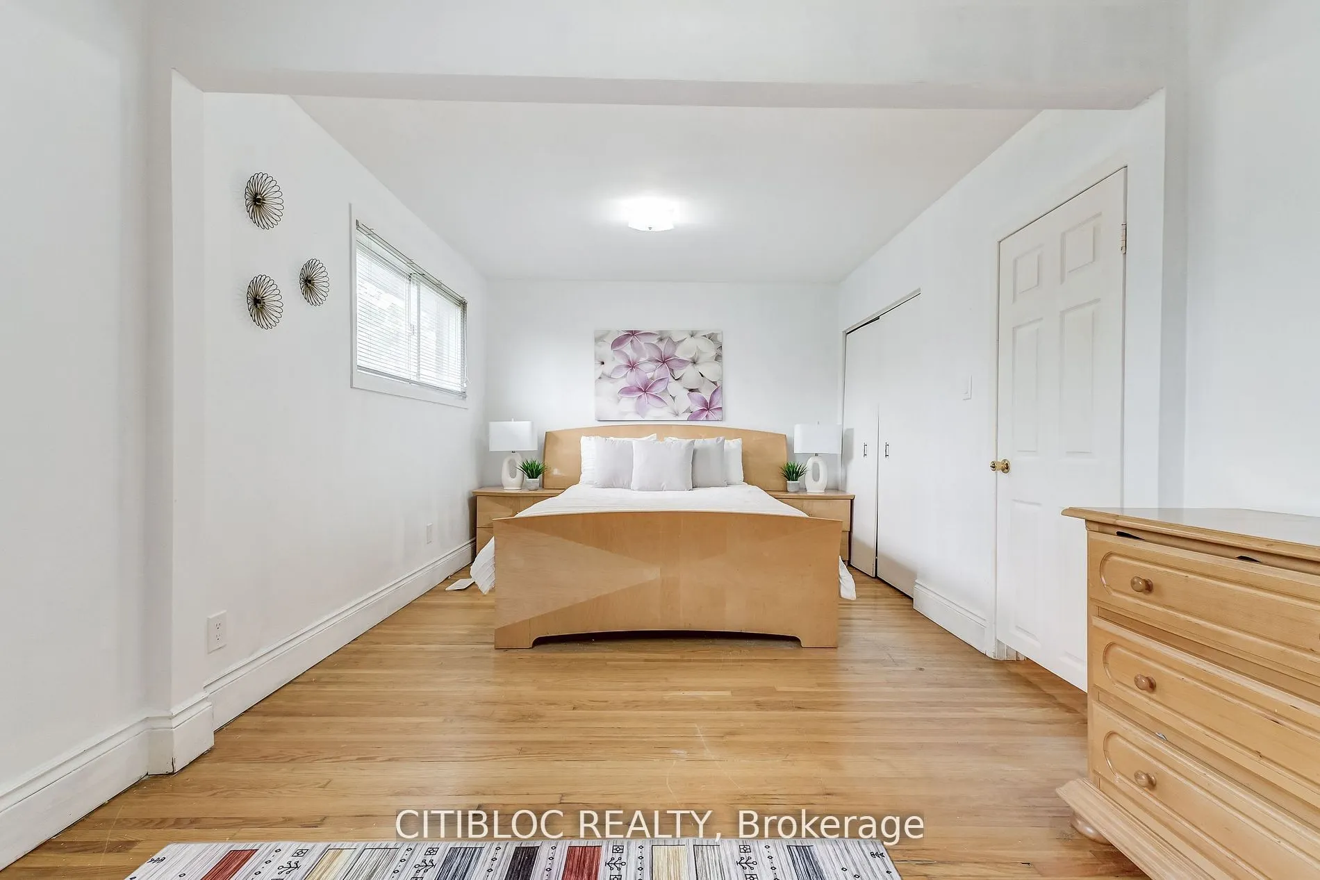 28 Navenby Crescent