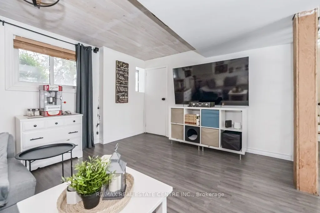 18 Townline