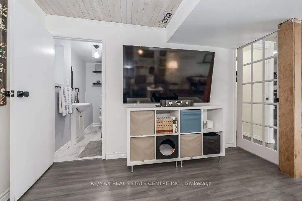 18 Townline