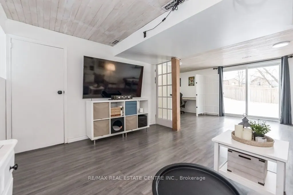 18 Townline