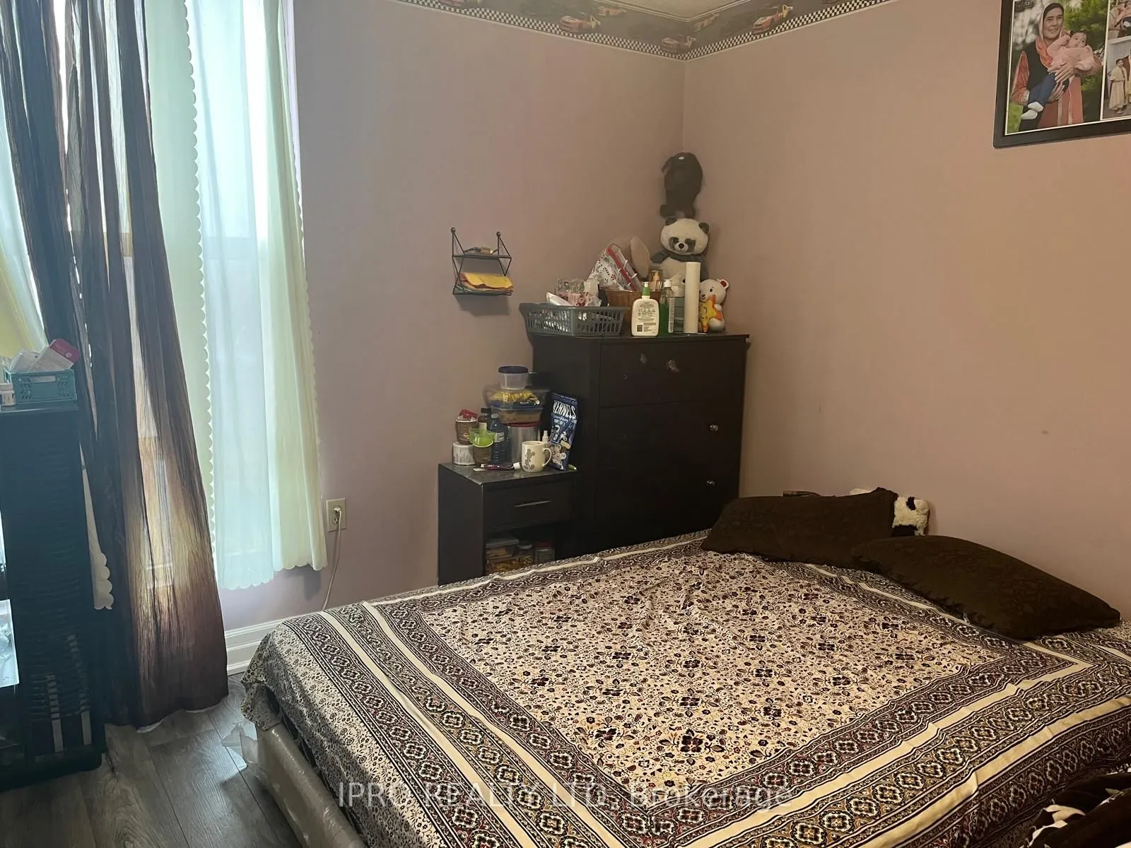 17 Knightsbridge Road E, #1601