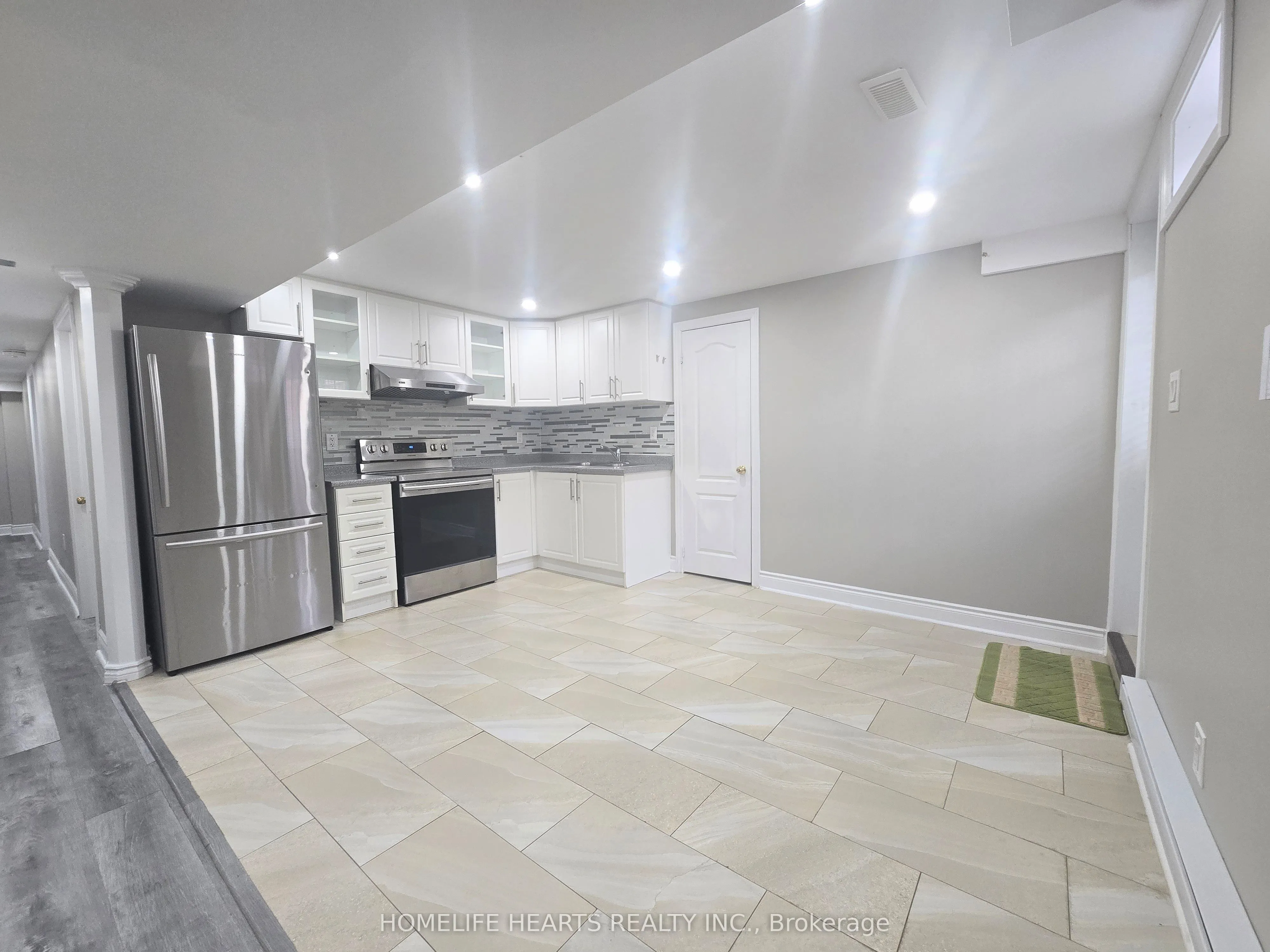 446 Acumen Court