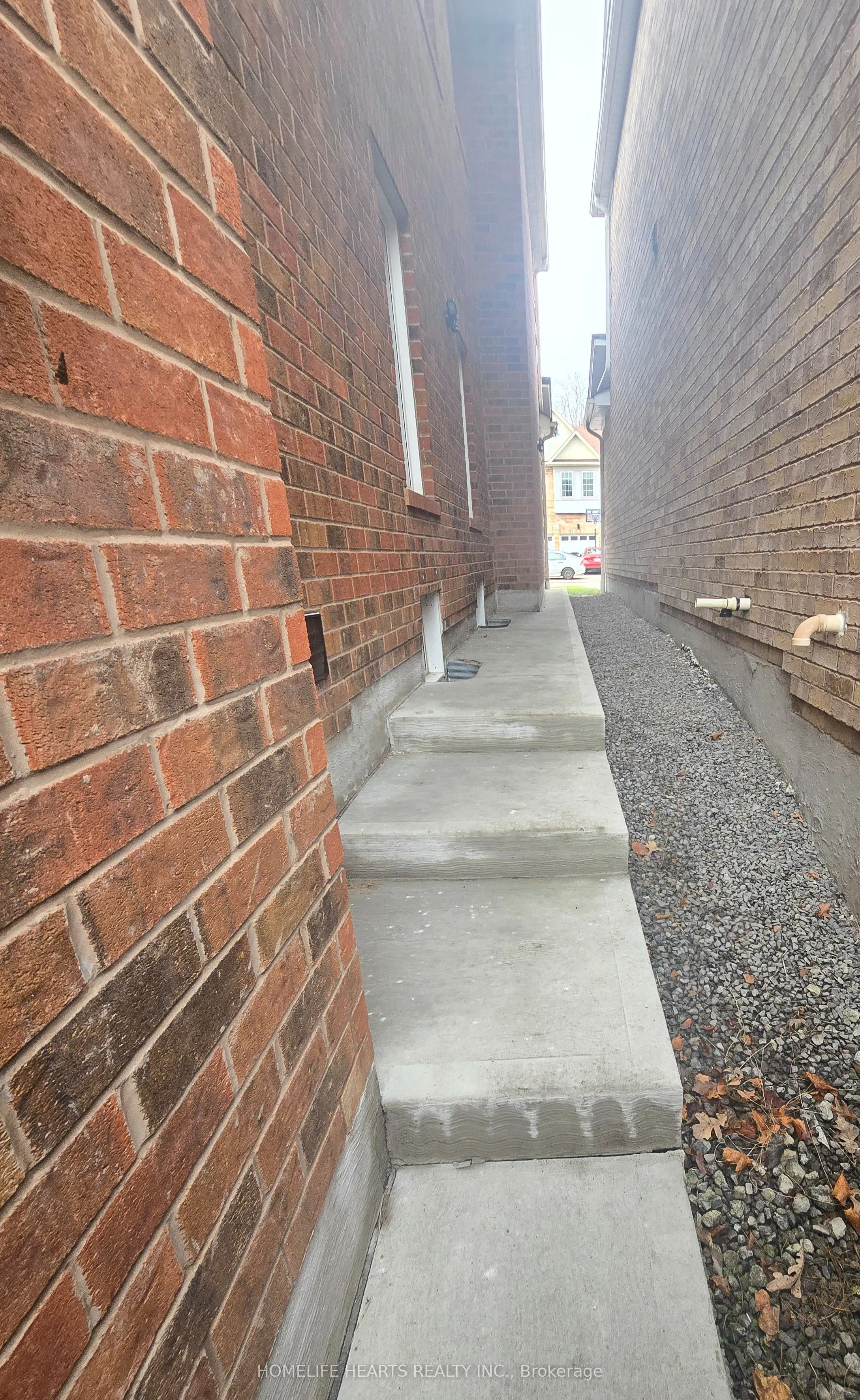 446 Acumen Court