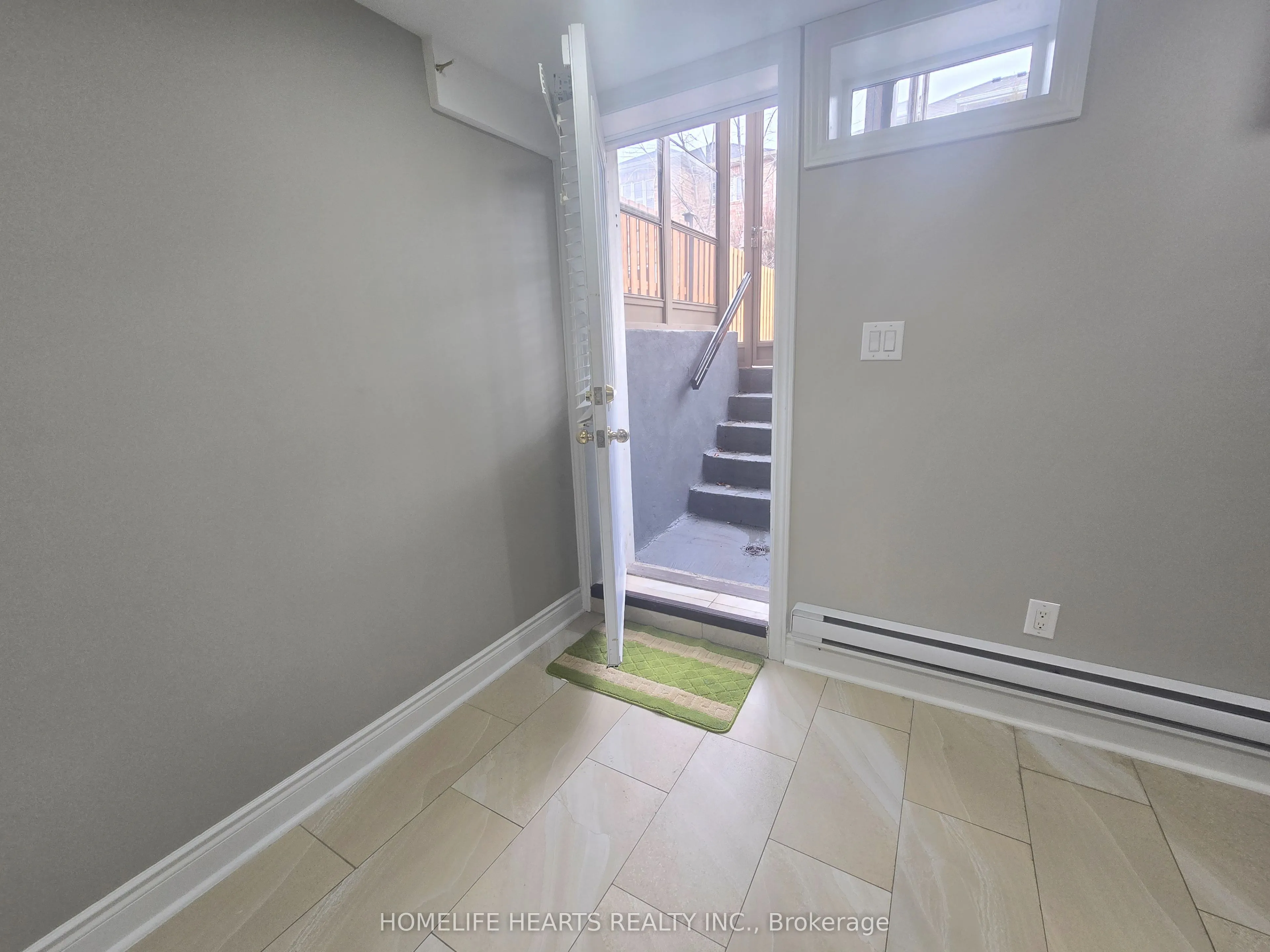 446 Acumen Court