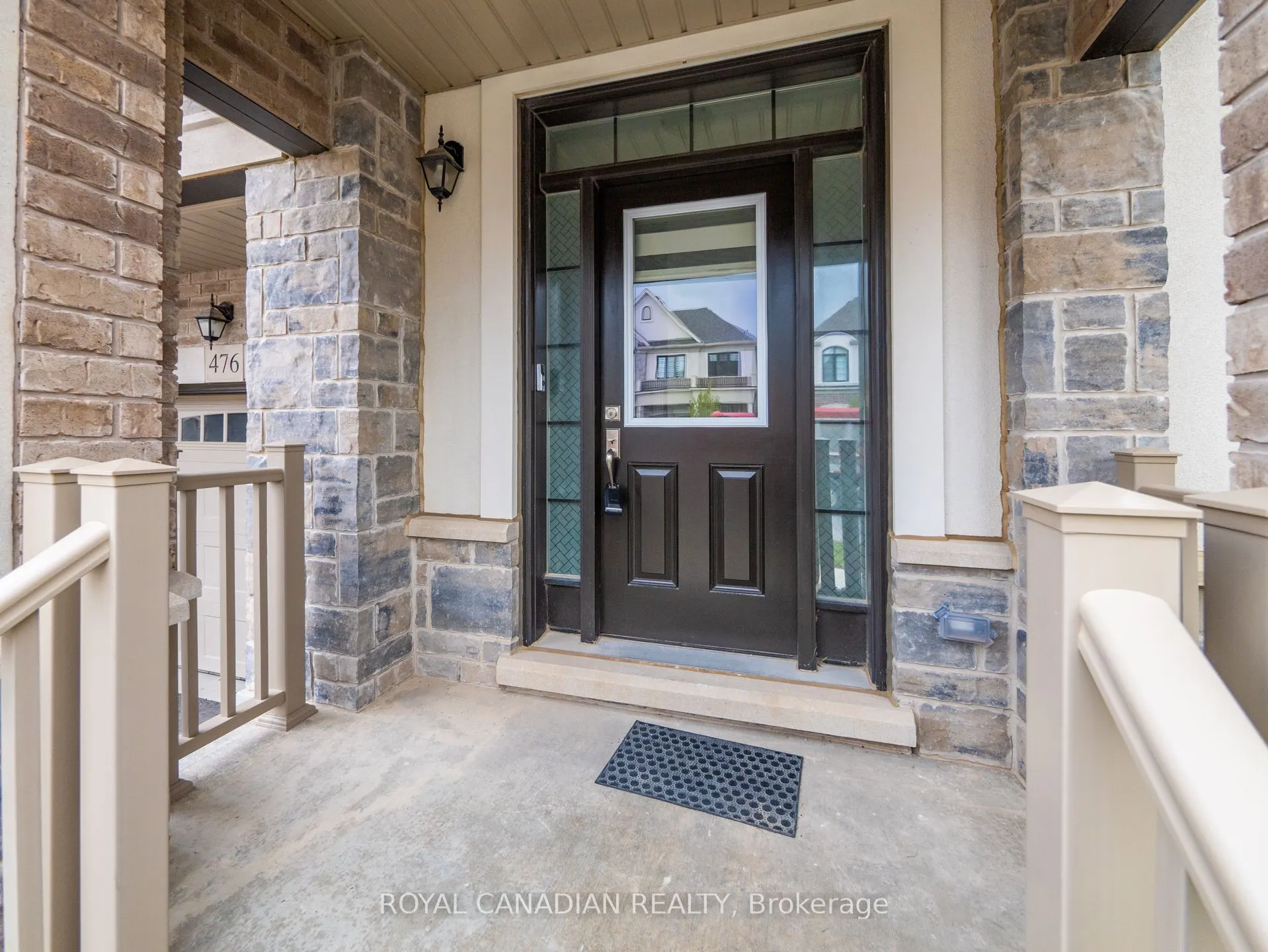 476 Bergamot Avenue