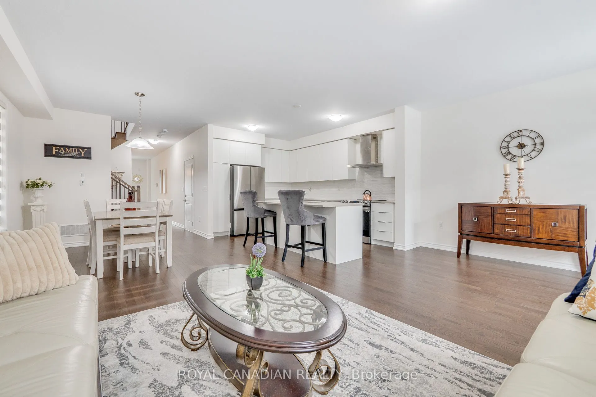 476 Bergamot Avenue