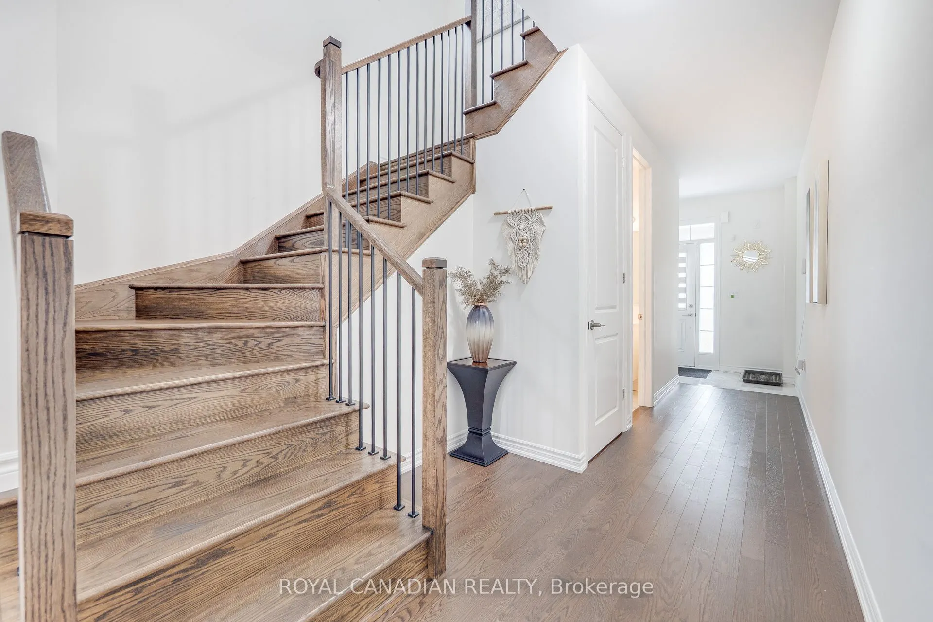 476 Bergamot Avenue