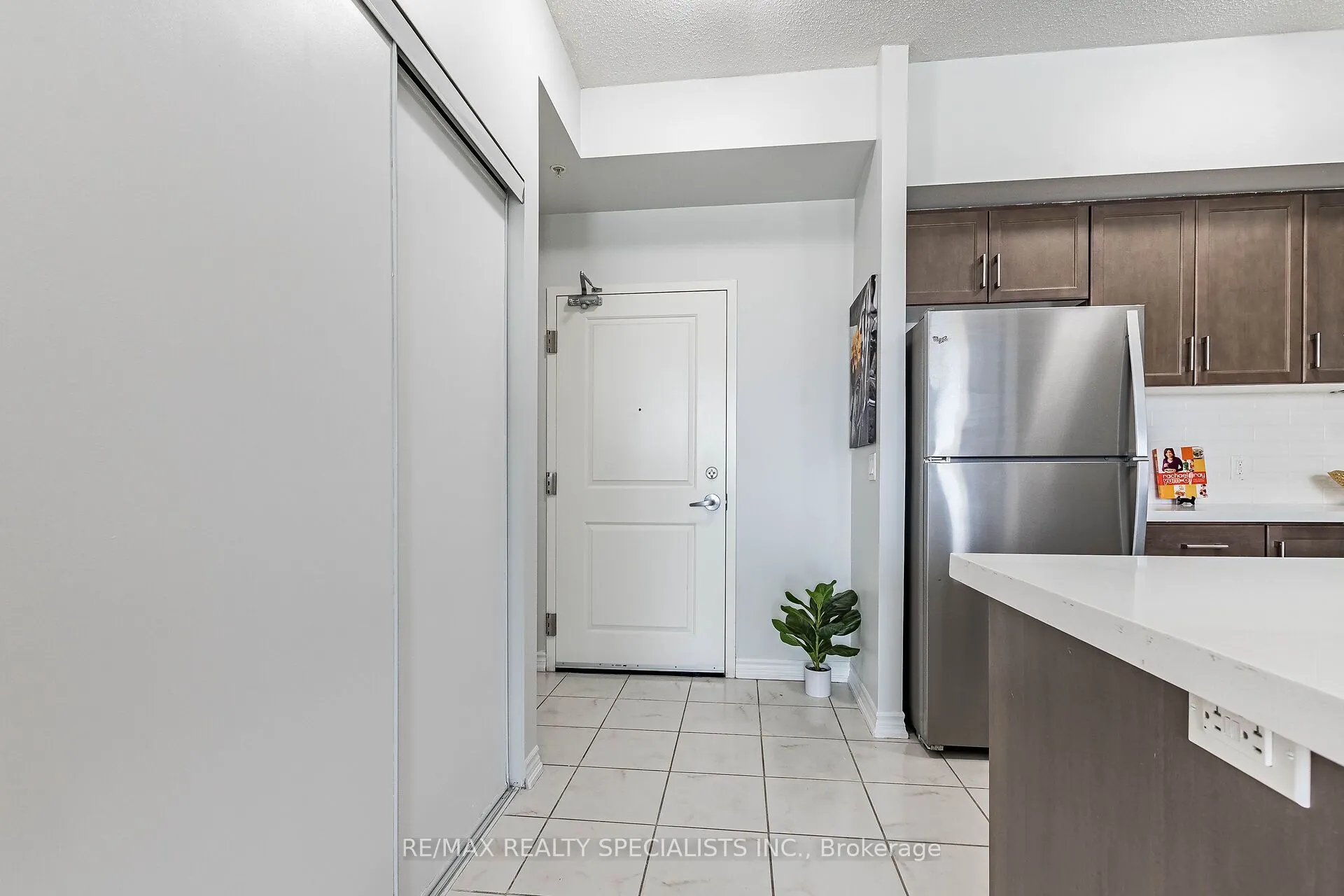 640 Sauve Street #221