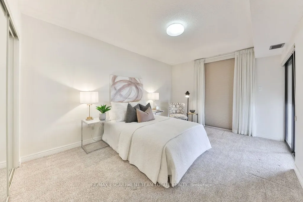 102 Bronte Road, #315