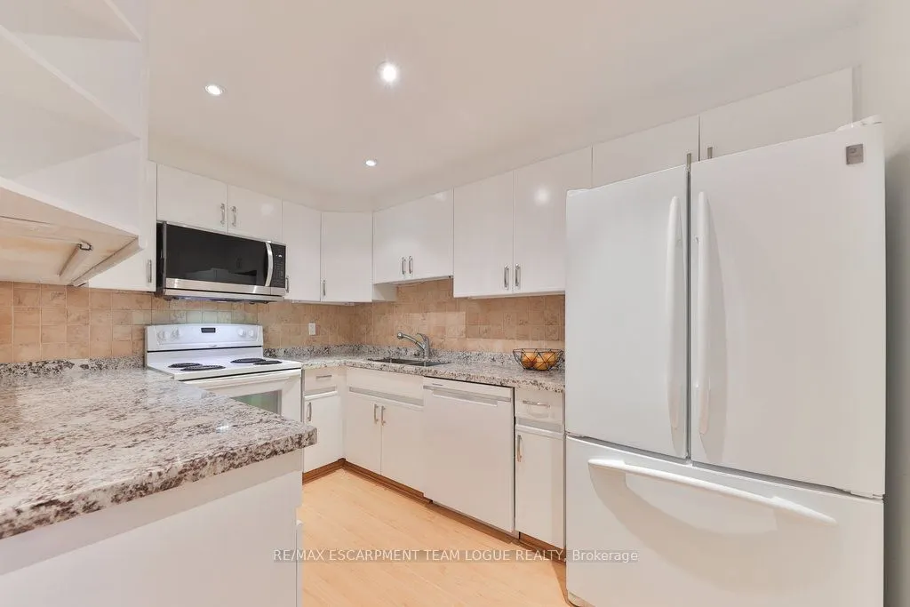 102 Bronte Road, #315