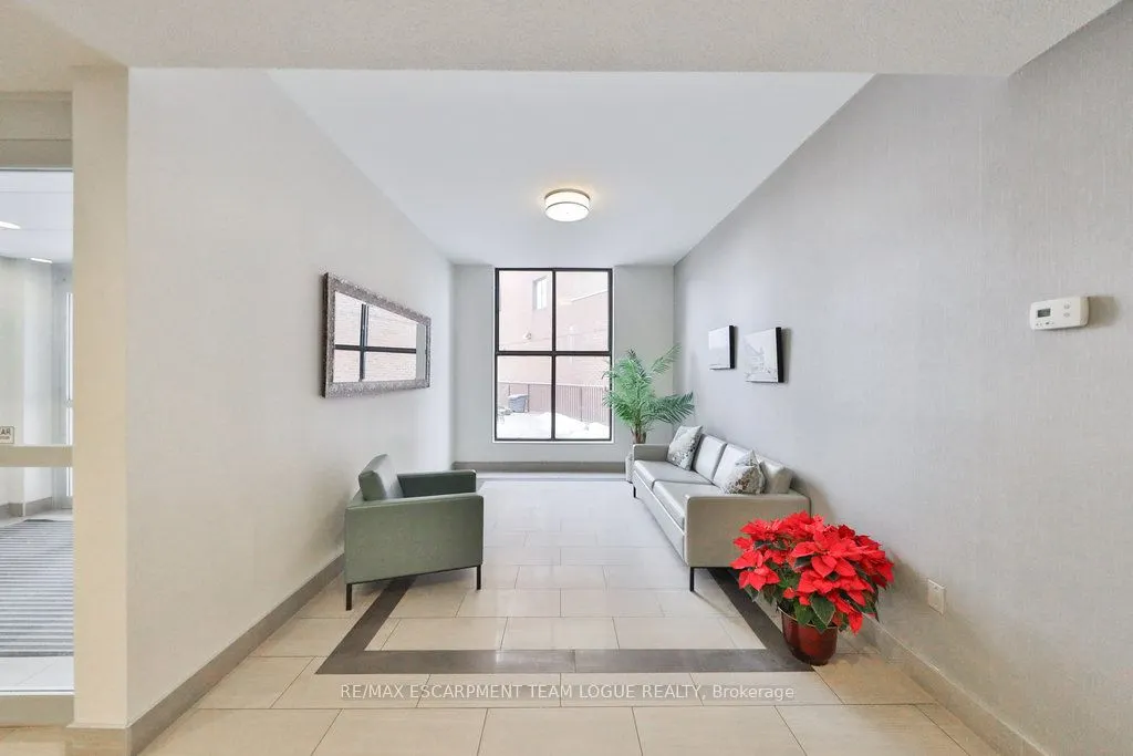 102 Bronte Road, #315