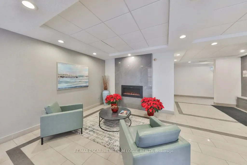 102 Bronte Road, #315