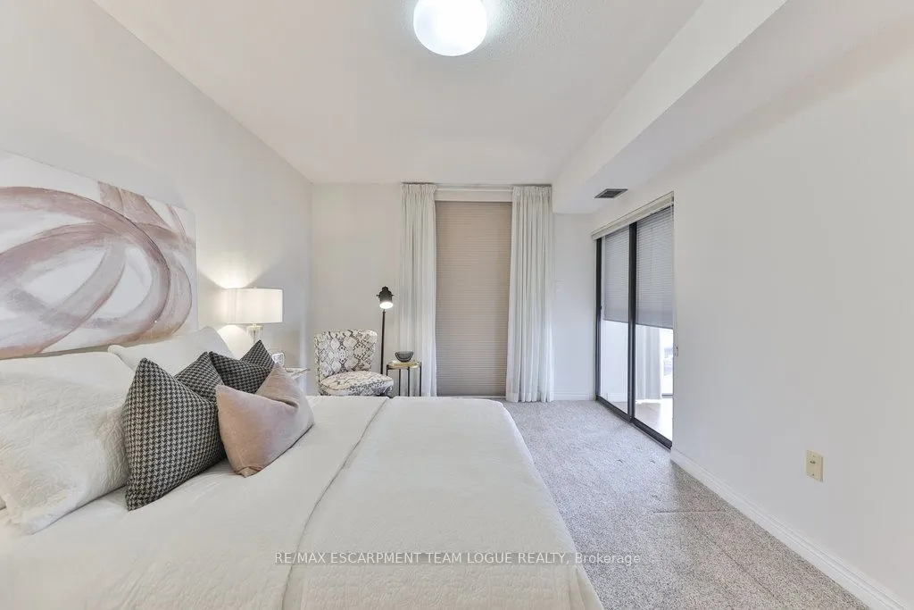 102 Bronte Road, #315