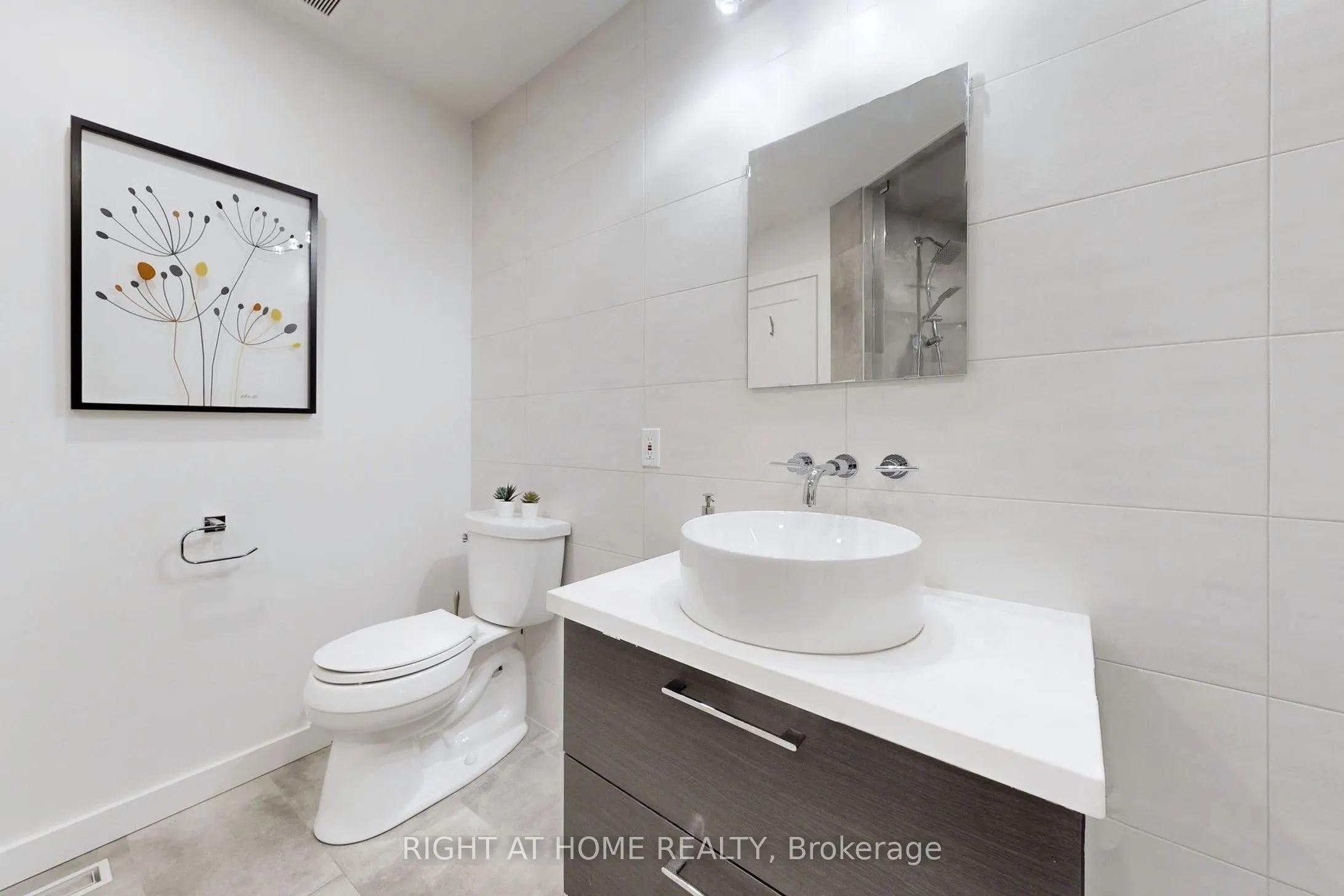 400 Bloor Street #6