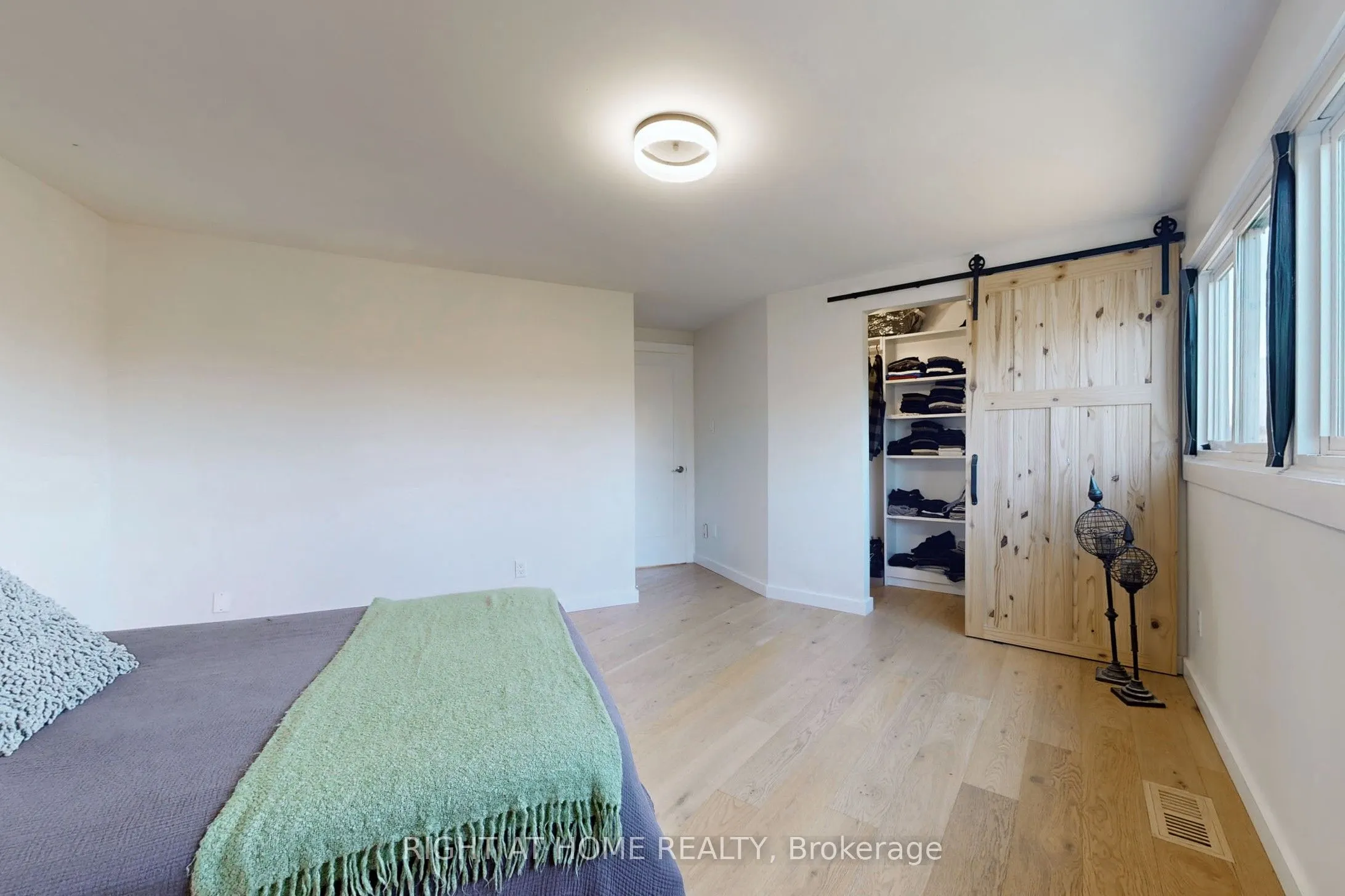 400 Bloor Street #6