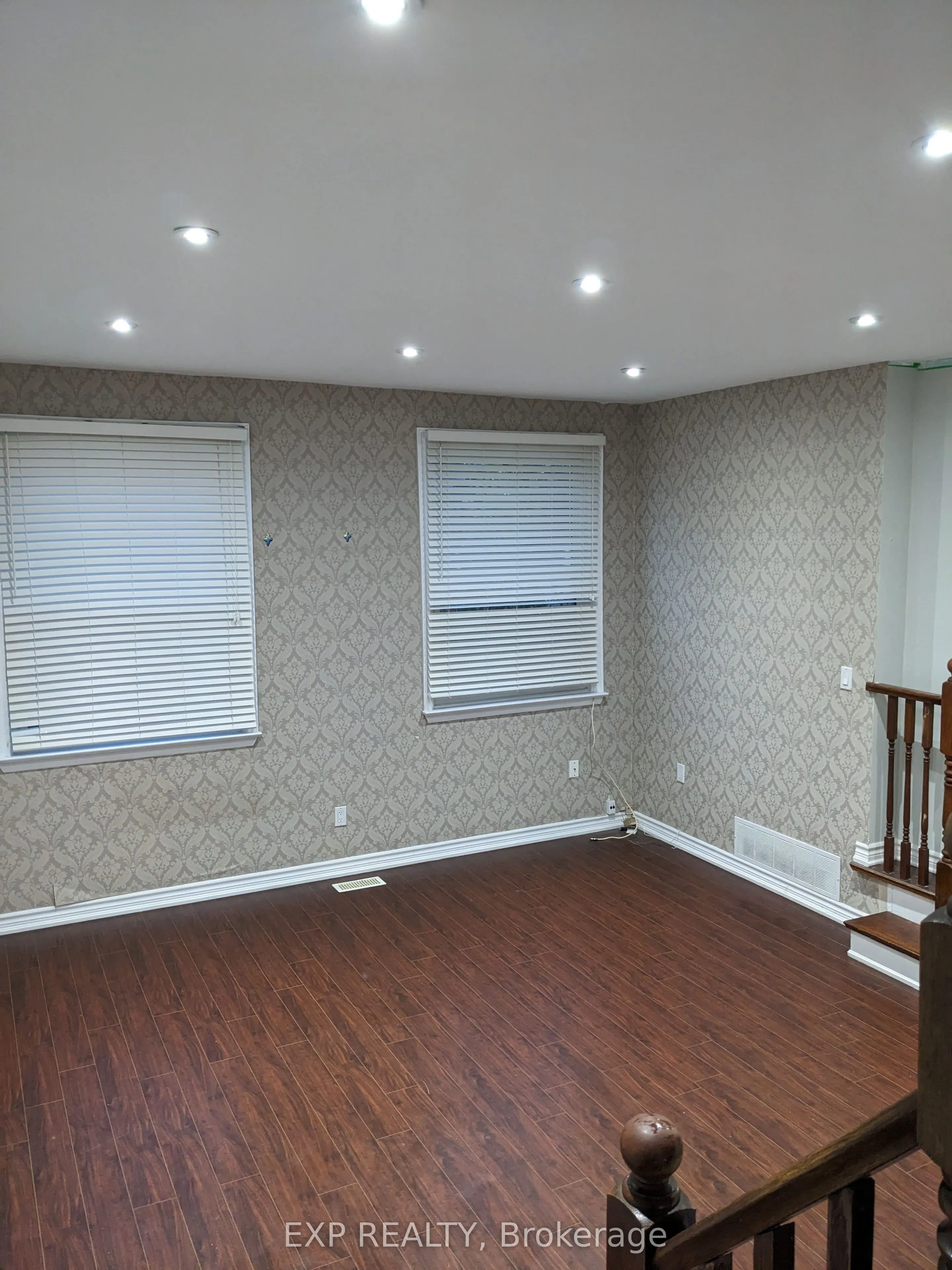 61 Ardglen Drive, #13Upper