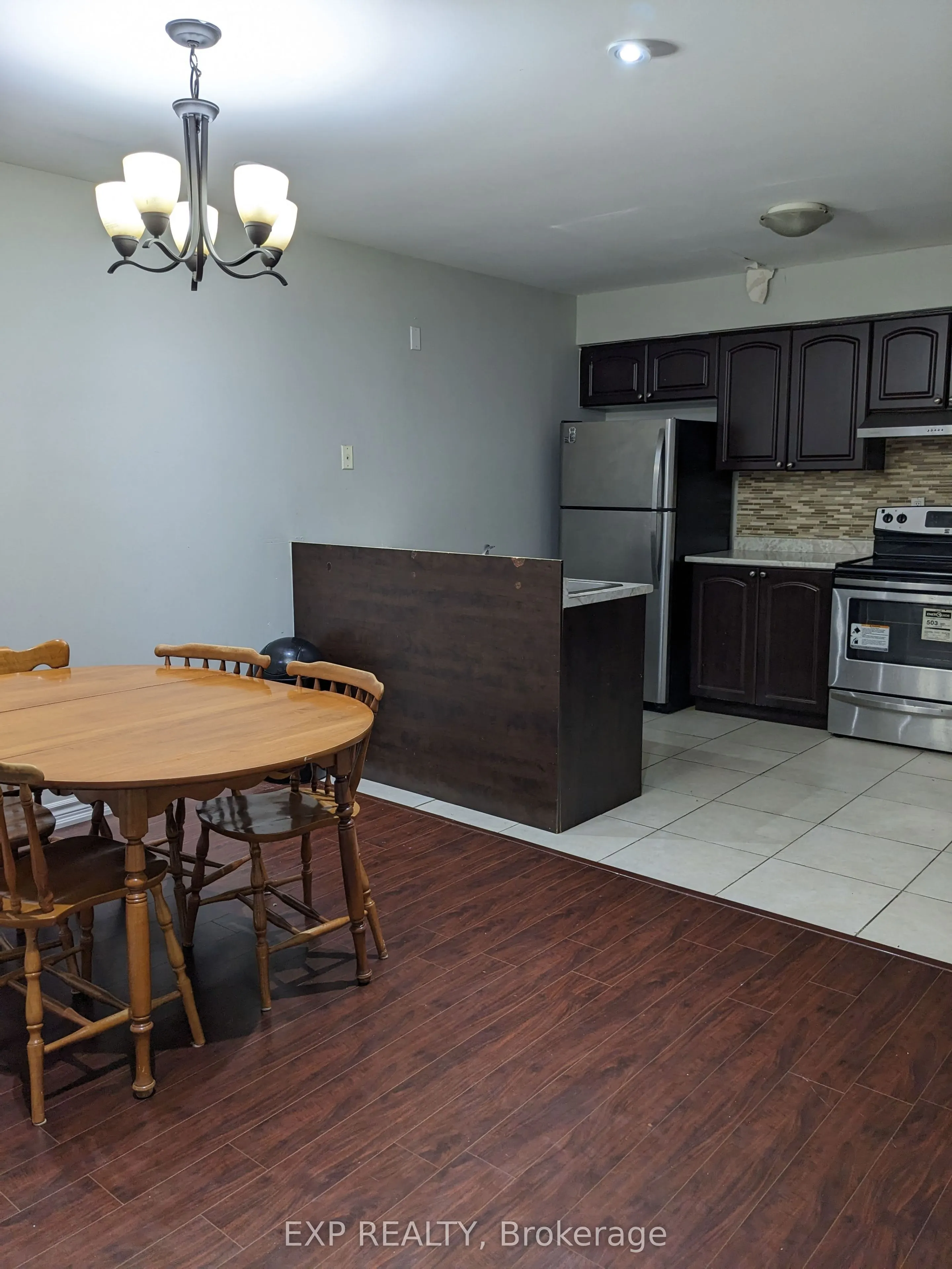 61 Ardglen Drive, #13Upper
