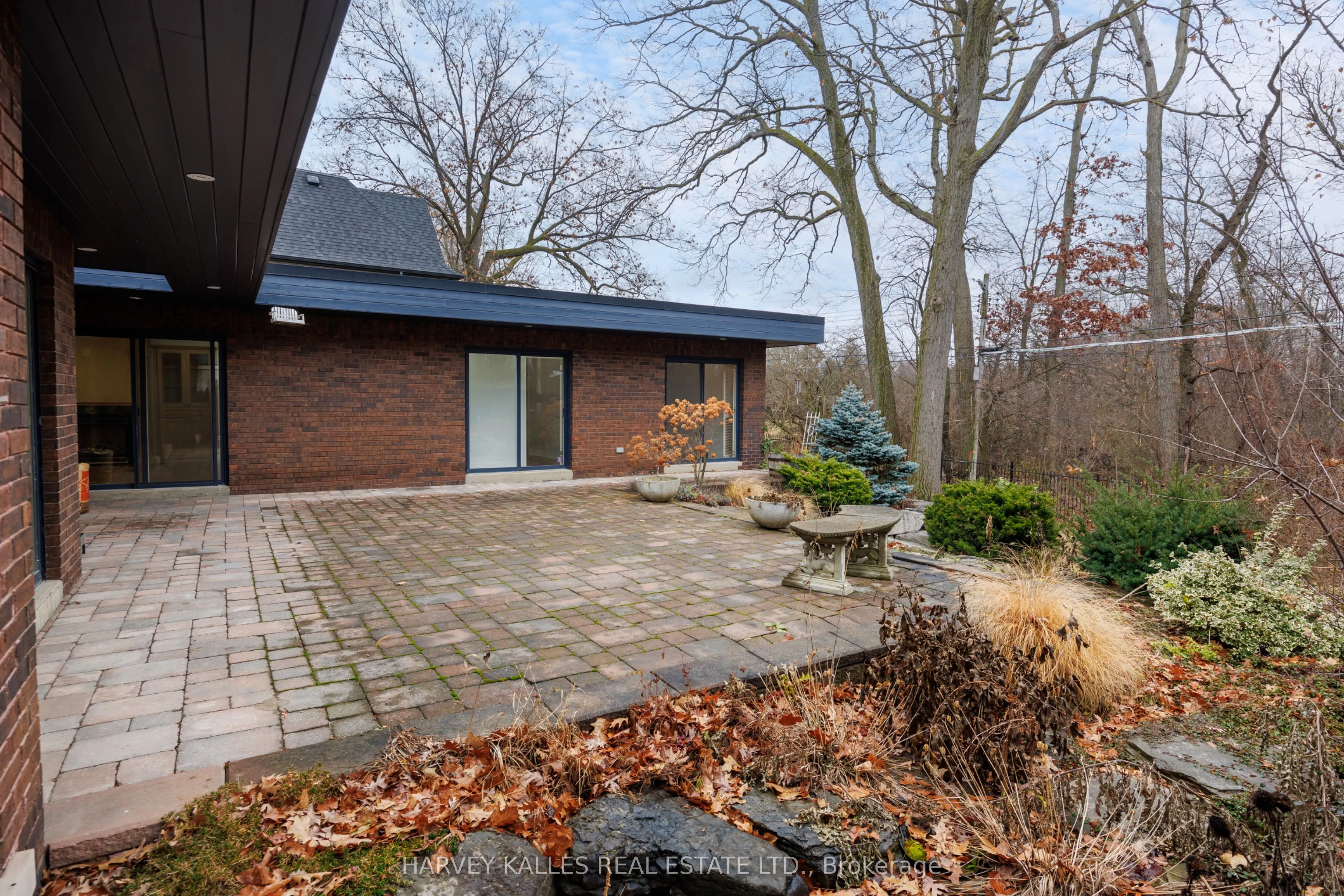 19 Blair Athol Crescent