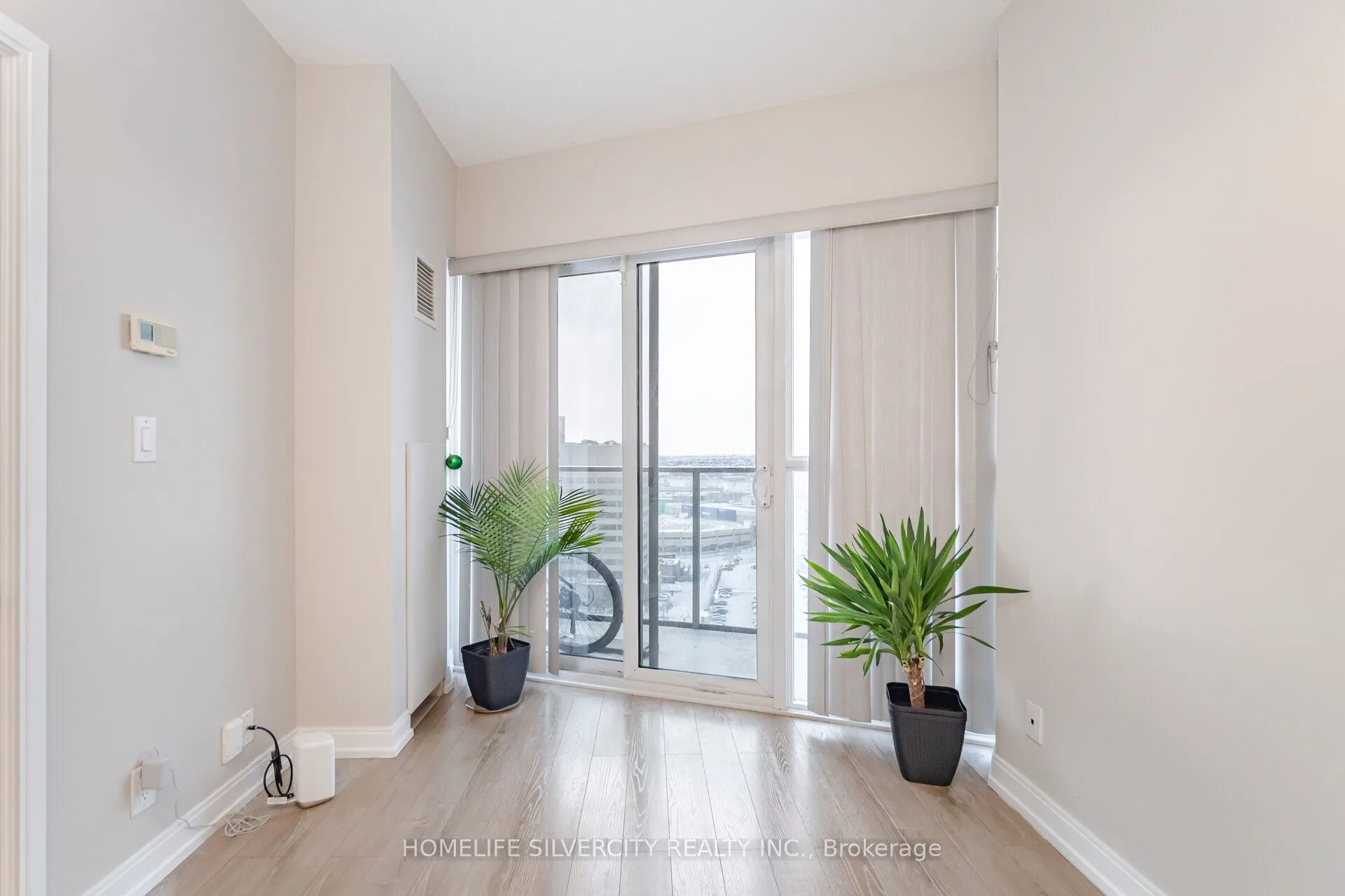 60 Absolute Avenue, #1805