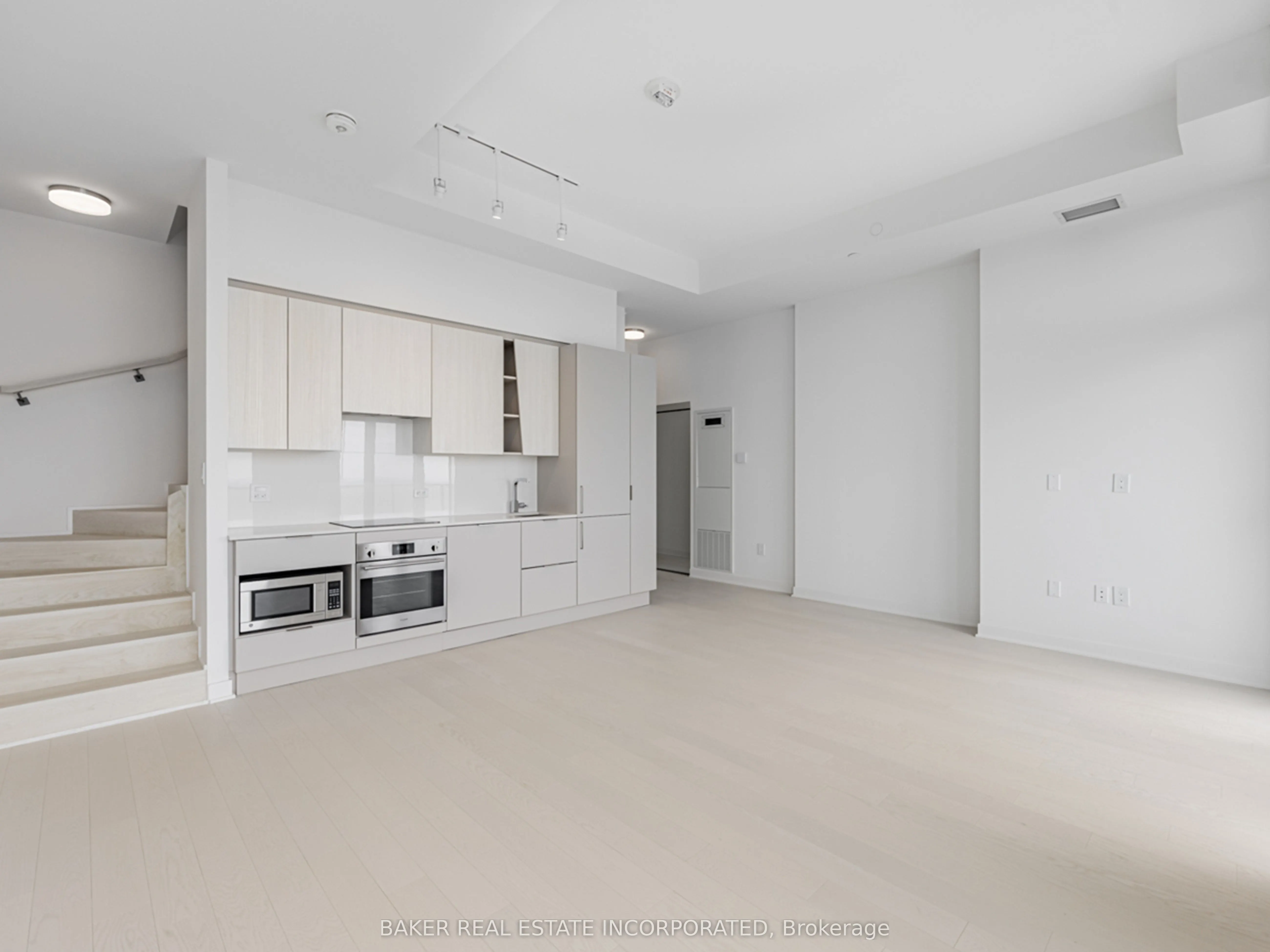 3900 Confederation Parkway #6010