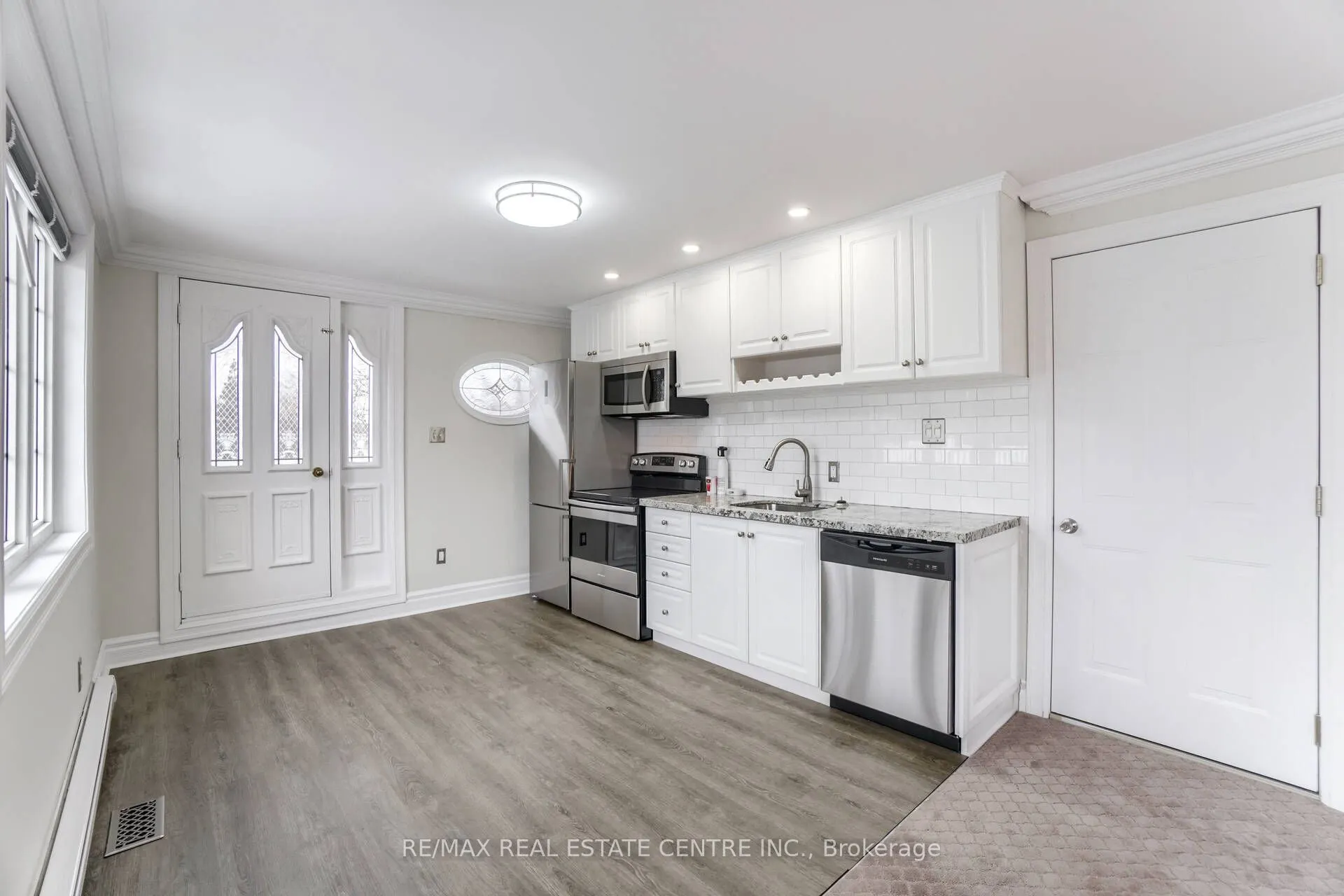 68 Scott Street, #D