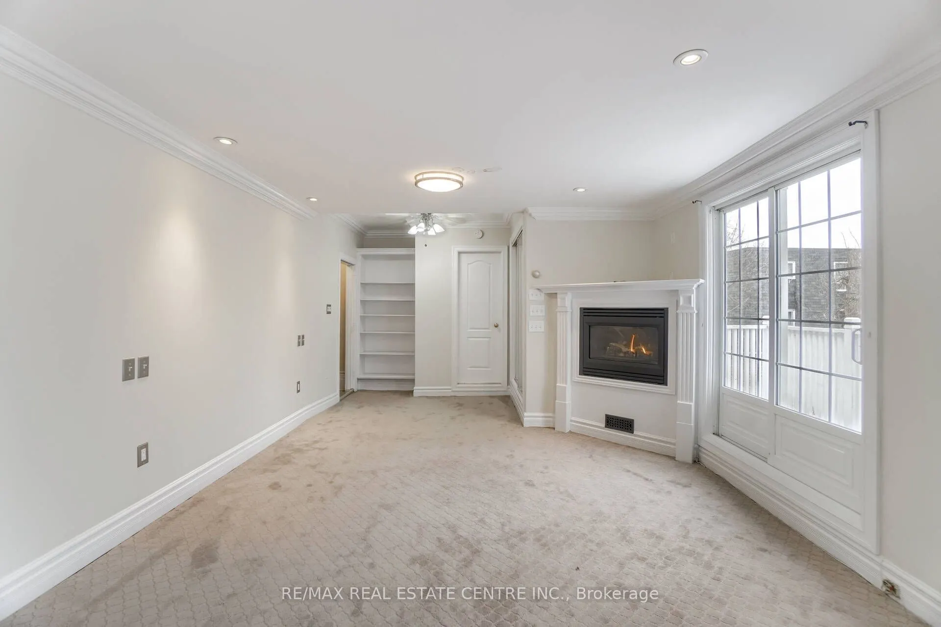 68 Scott Street, #D