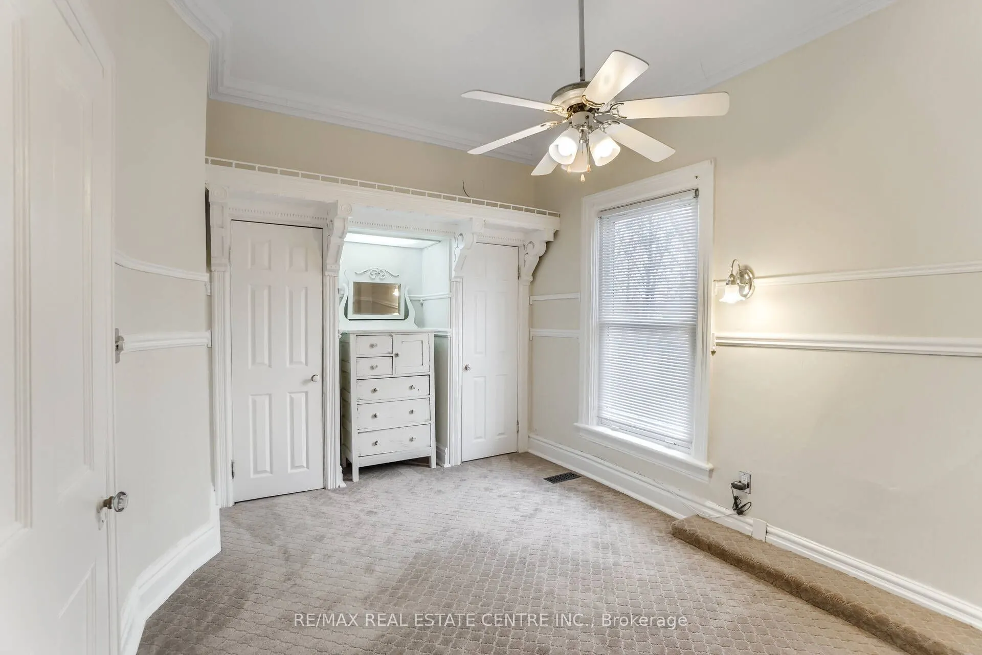 68 Scott Street, #D