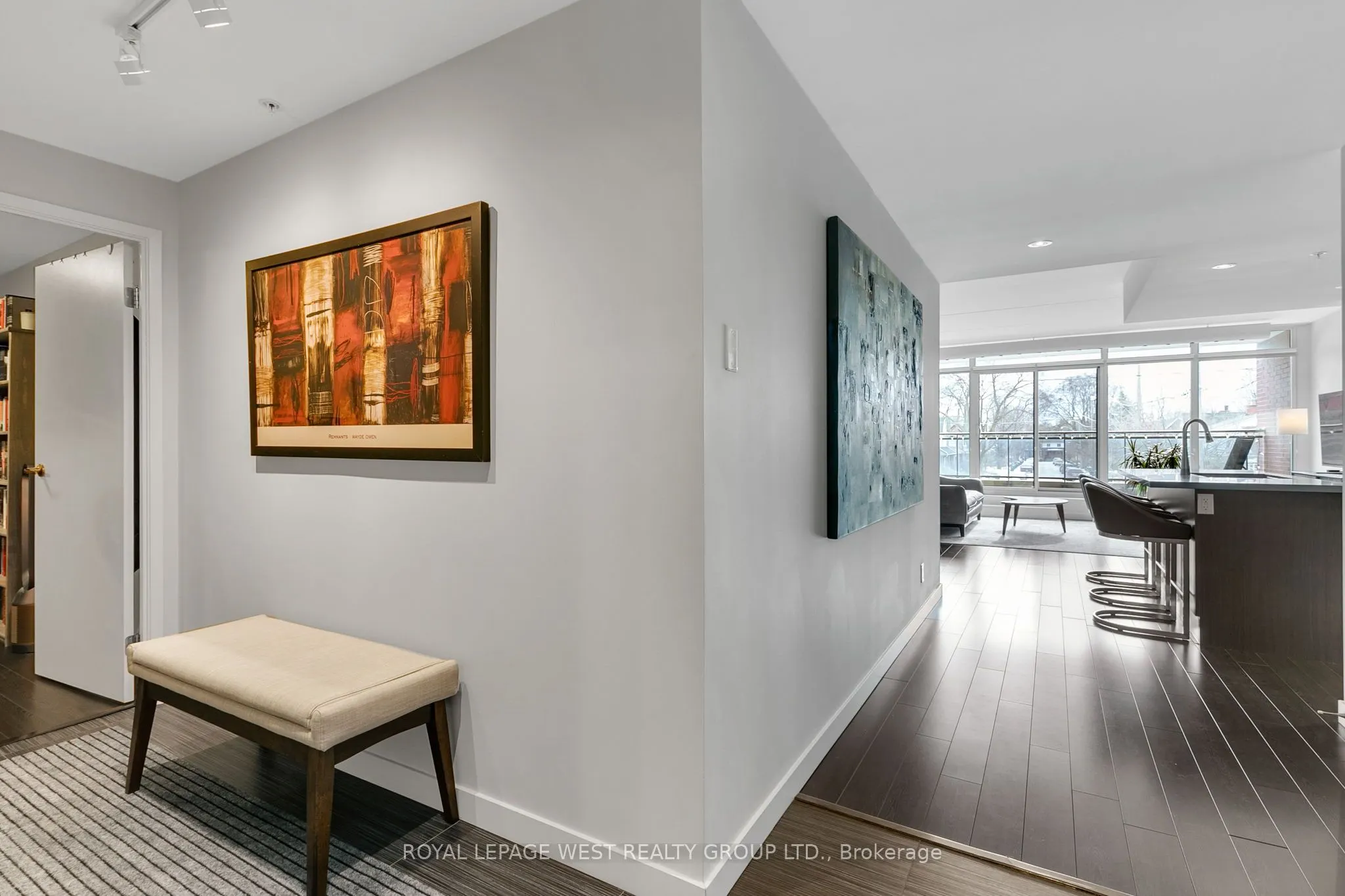 588 Annette Street, #202