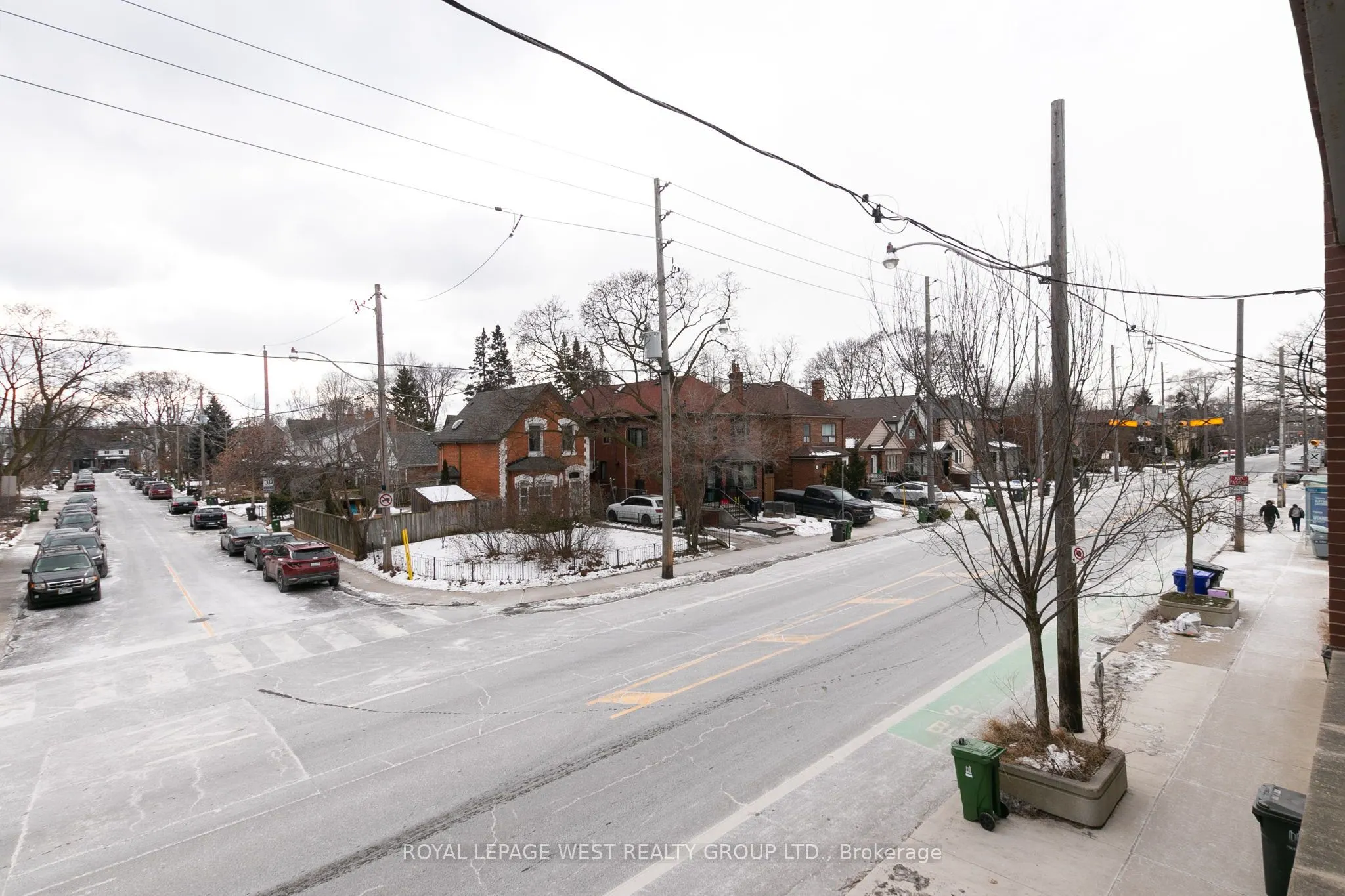 588 Annette Street, #202