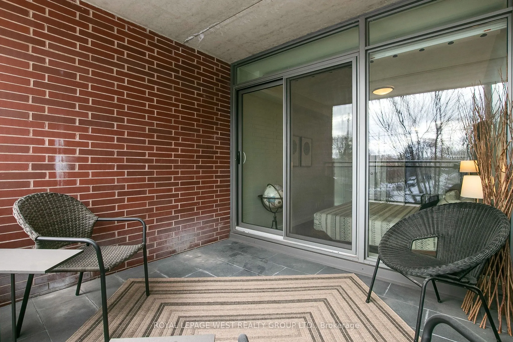 588 Annette Street, #202