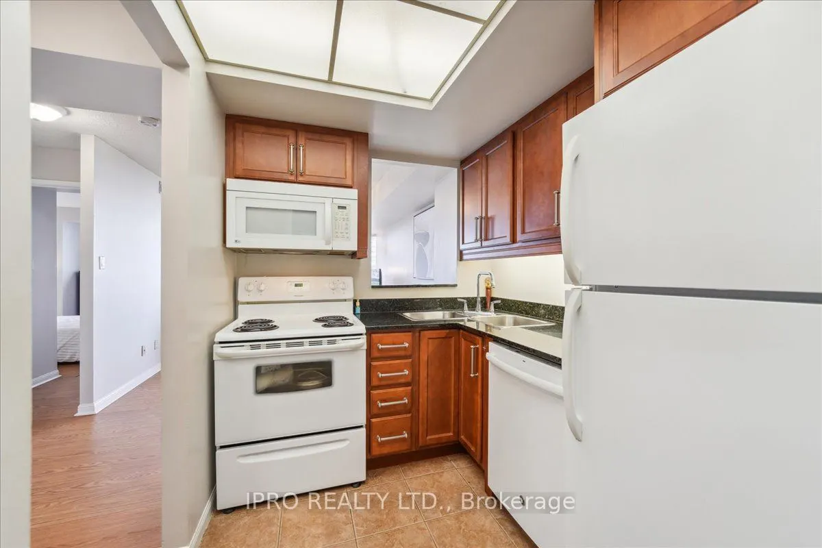 55 Kingsbridge Garden Circle, #613