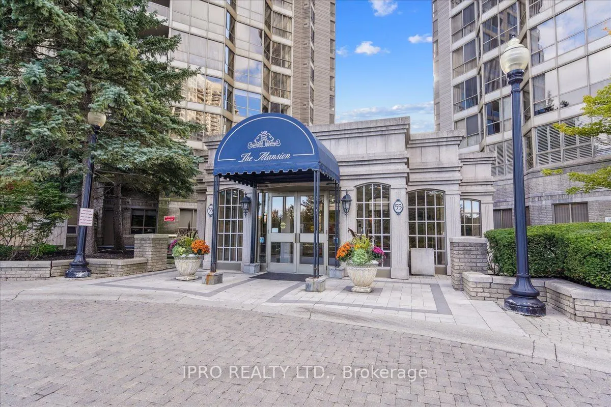 55 Kingsbridge Garden Circle, #613