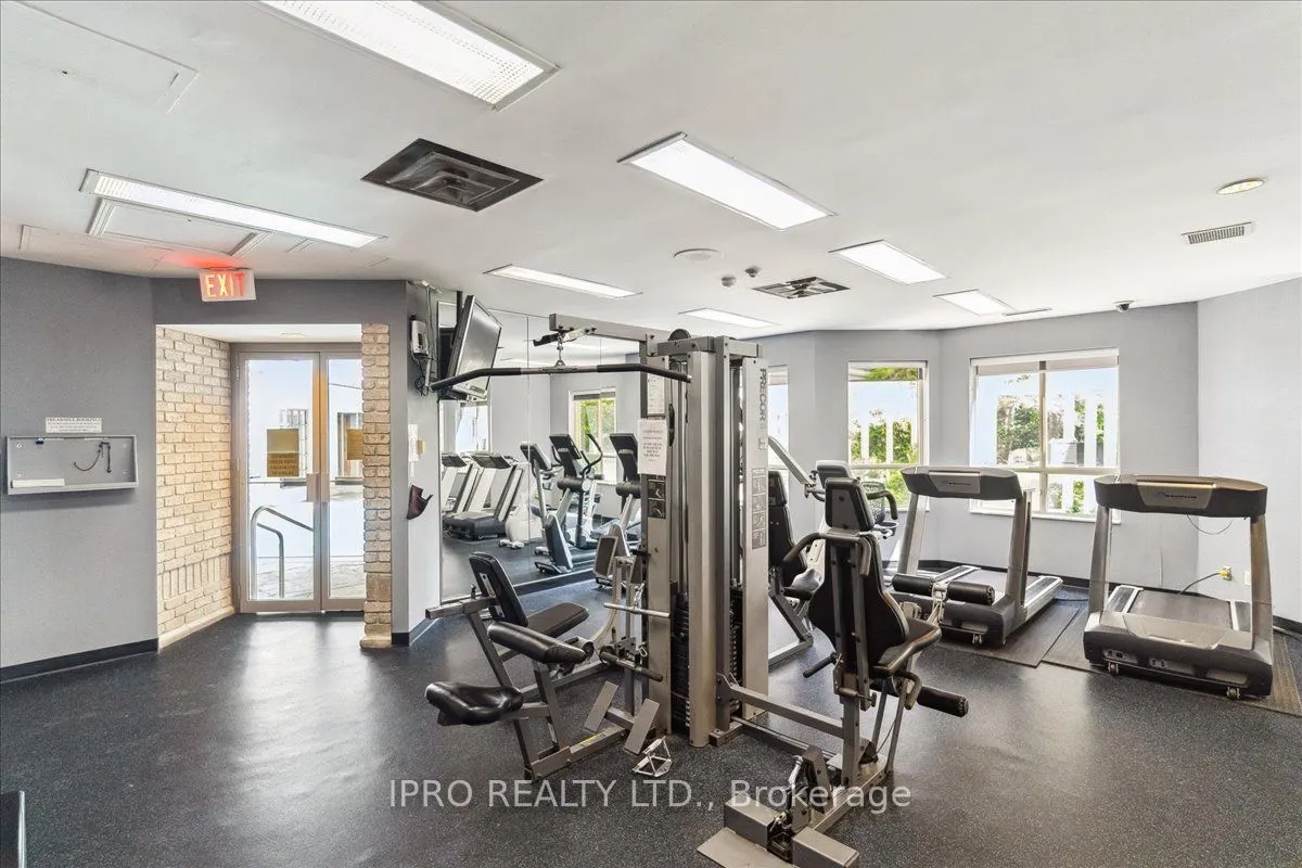 55 Kingsbridge Garden Circle, #613