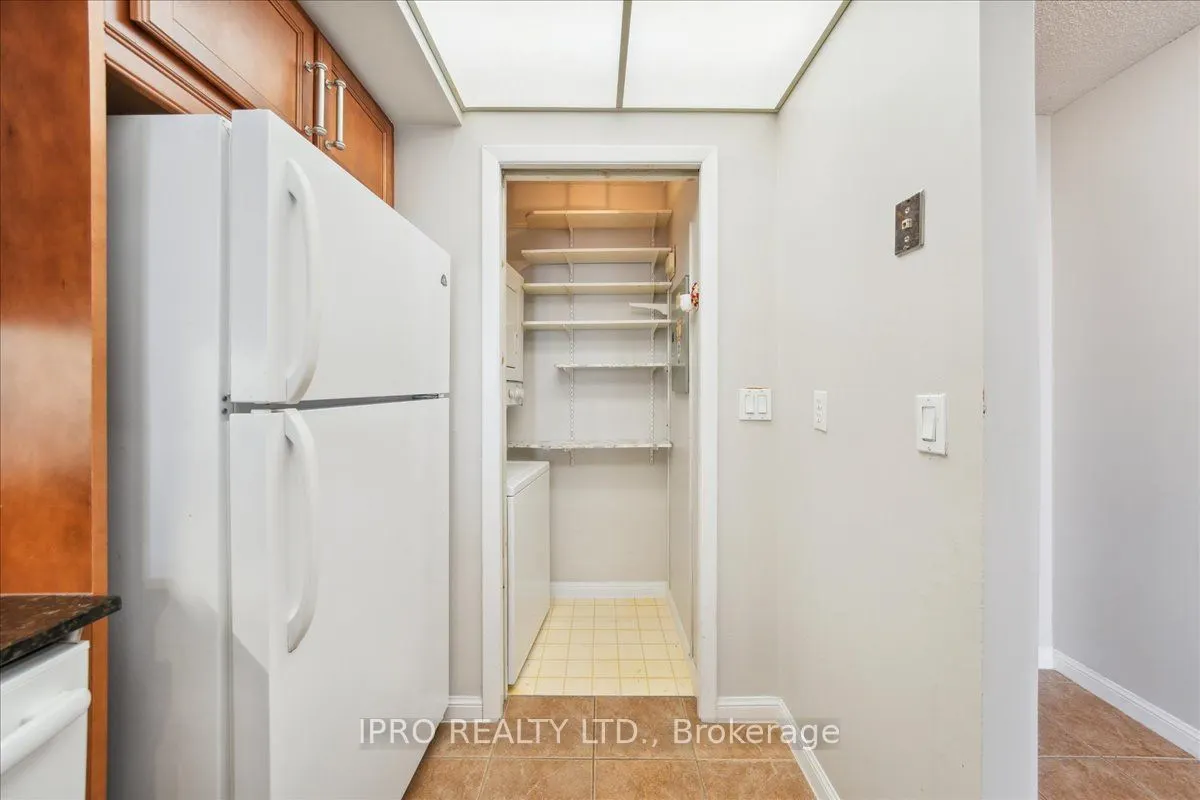 55 Kingsbridge Garden Circle, #613