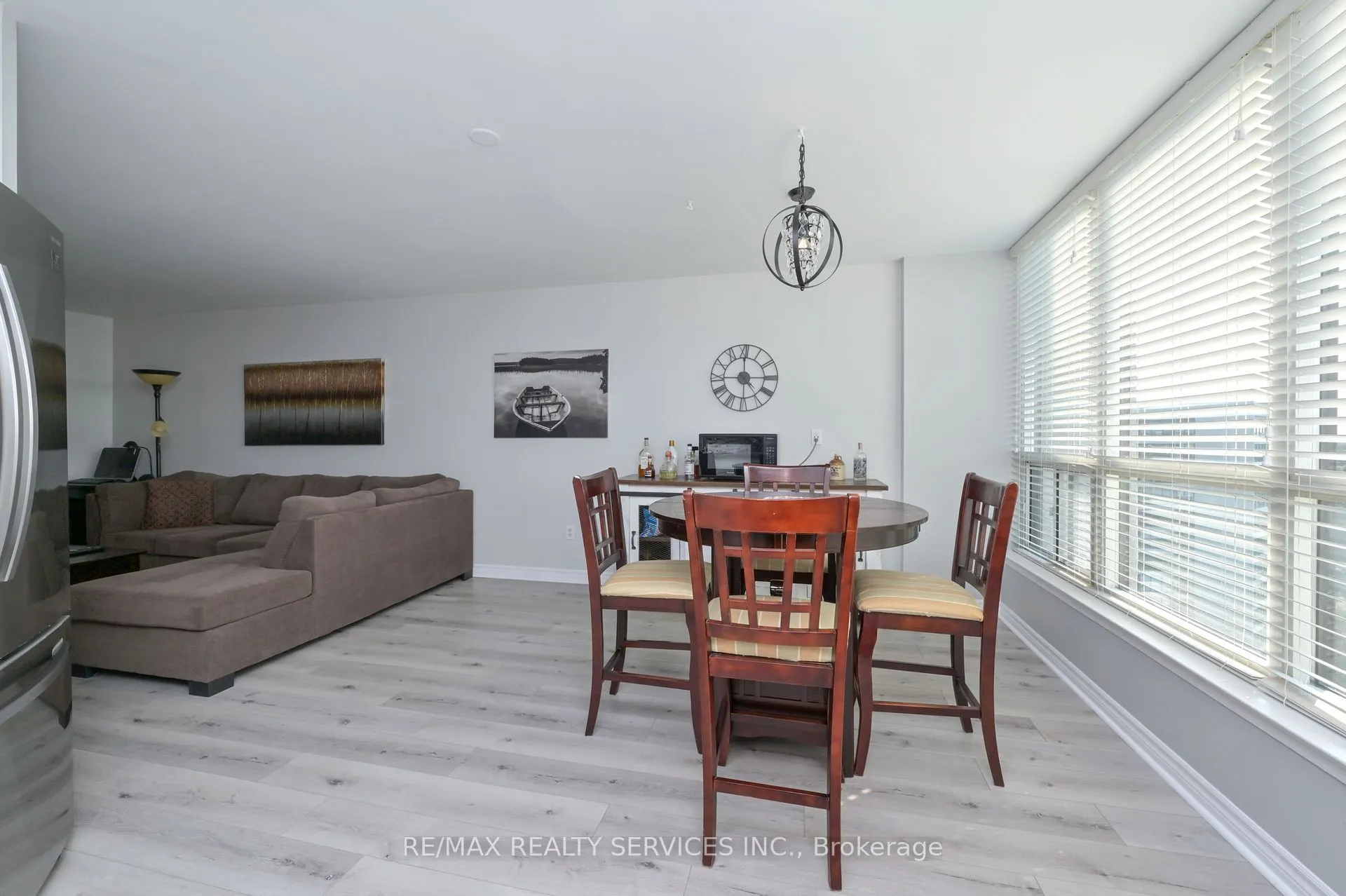10 Laurelcrest Street, ##1210